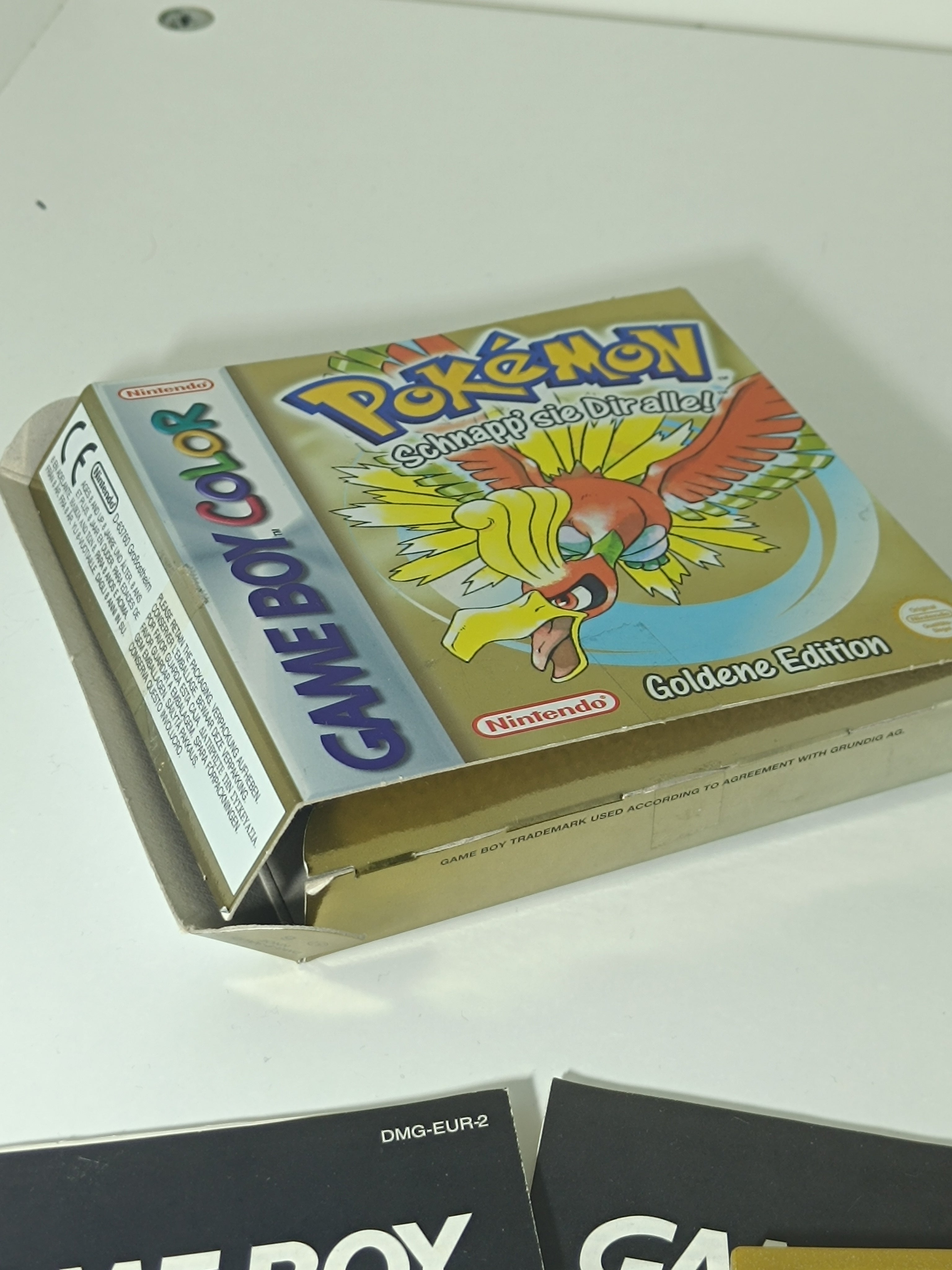 Pokemon Gold Edition Game Boy Color mit Verpackung