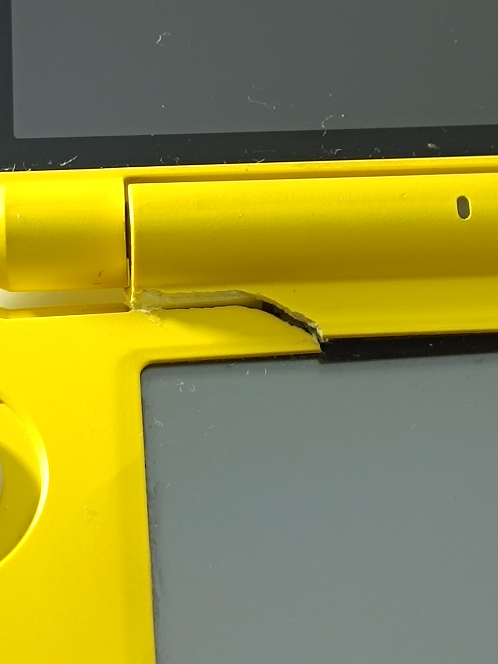 New Nintendo 2DS XL Pikachu Pokemon Edition - mit Bruch | Rarität