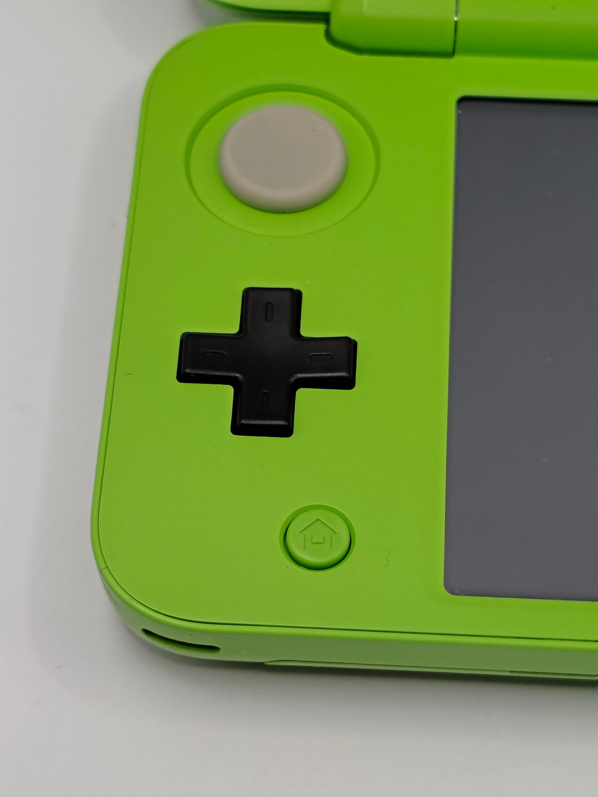 New Nintendo 2DS XL - Minecraft Edition