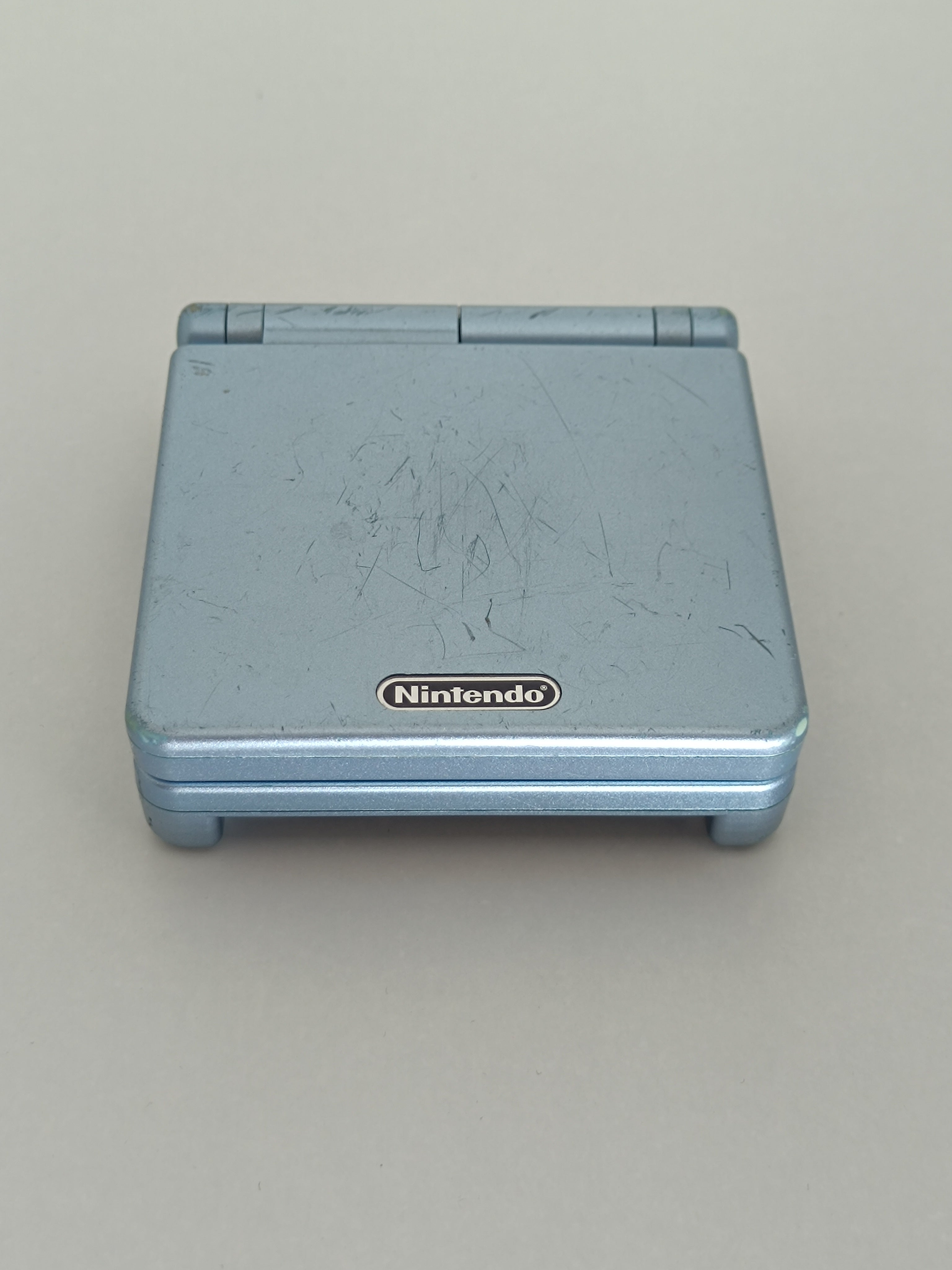 Game Boy Advance SP - Hellblau - inkl. Ladegerät