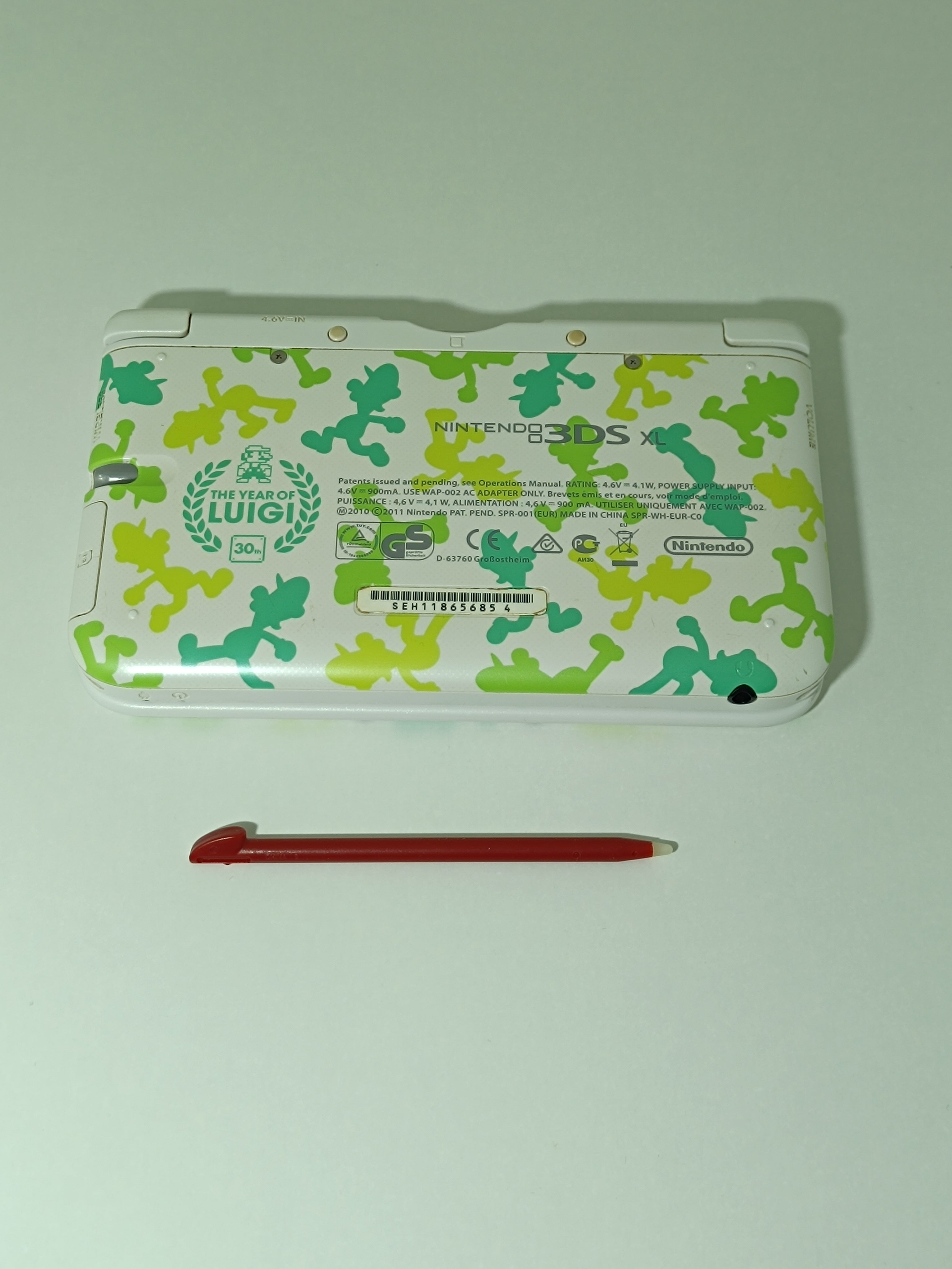 Nintendo 3DS XL - Special Luigi Edition