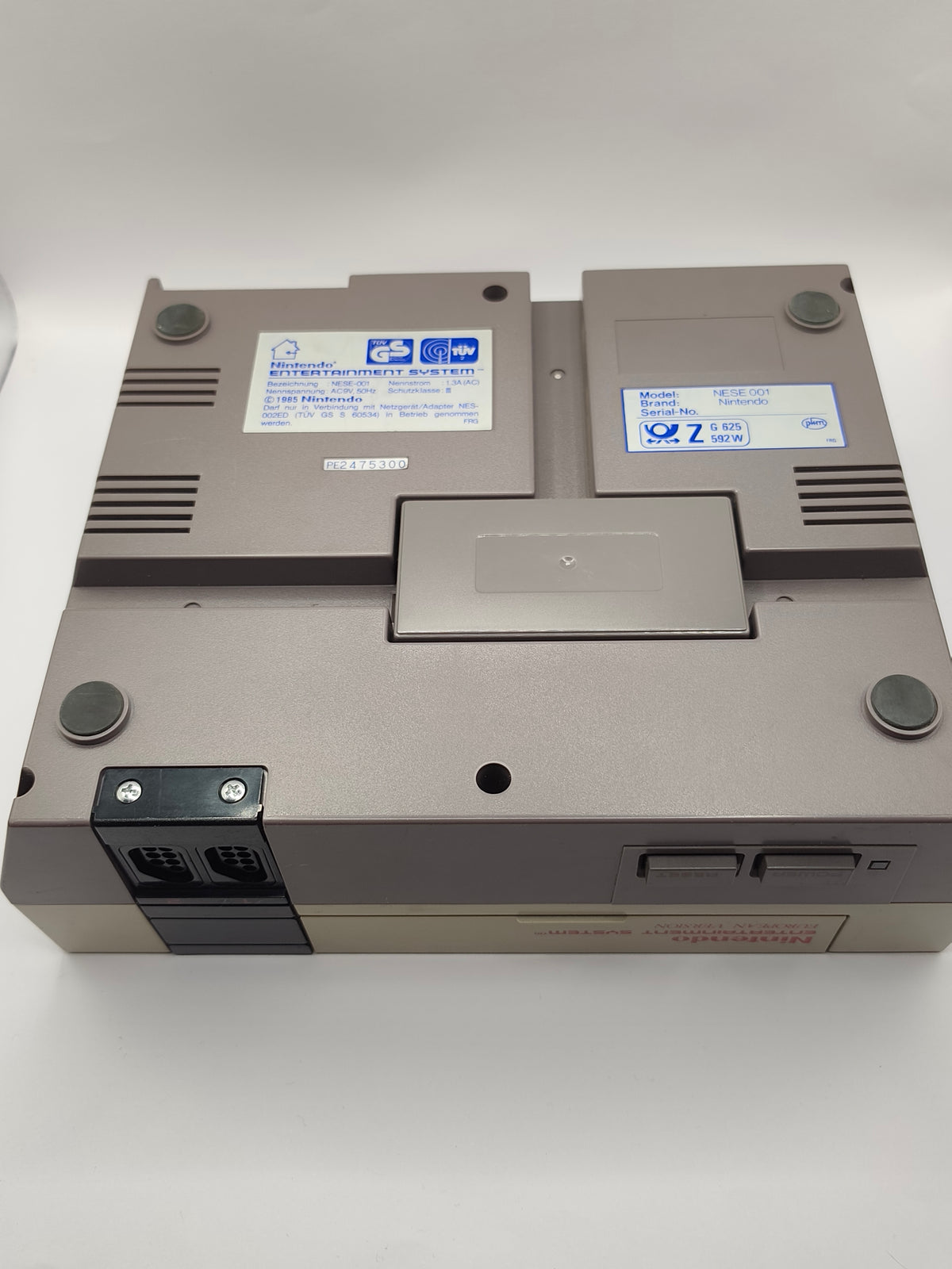 Nintendo NES Konsole - inkl. Controller, Netzteil & Antennenkabel