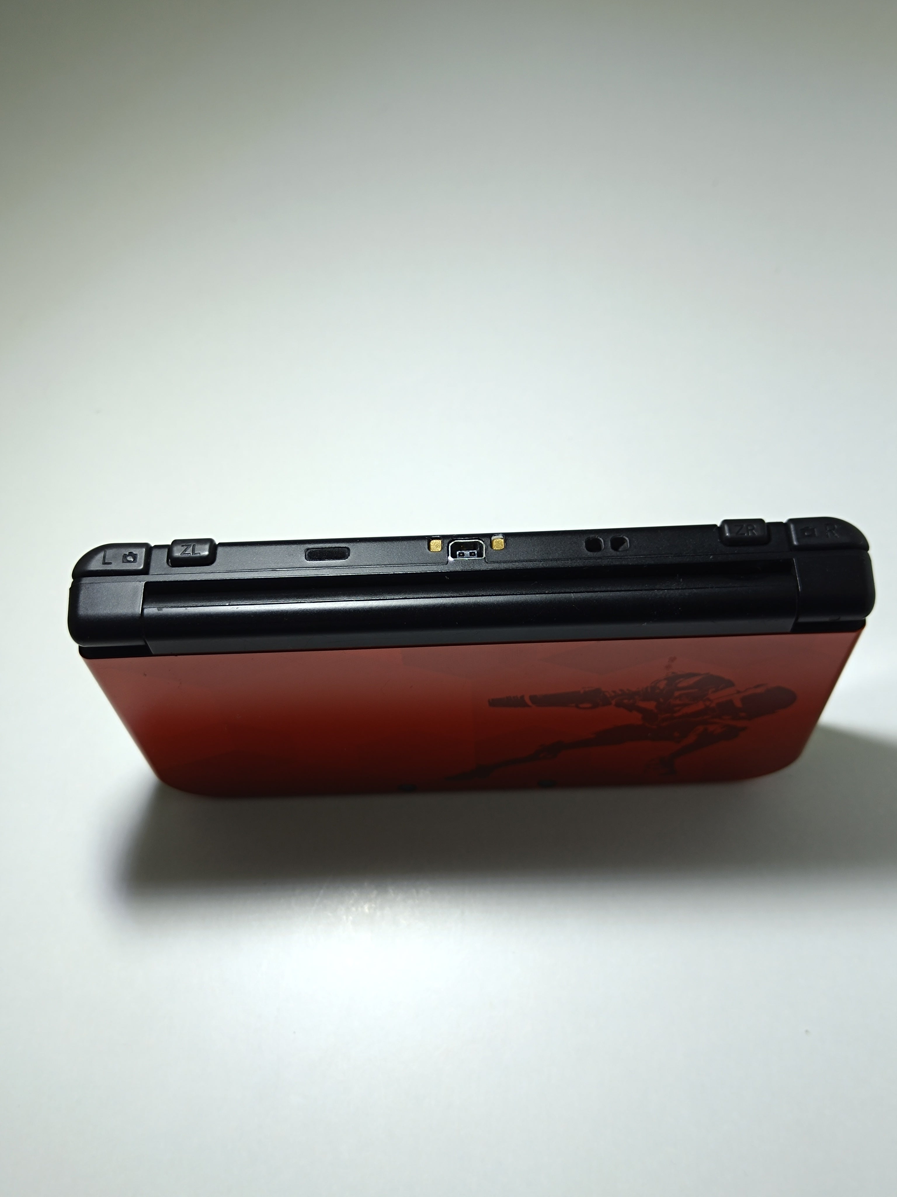 New Nintendo 3DS XL - Samus Edition