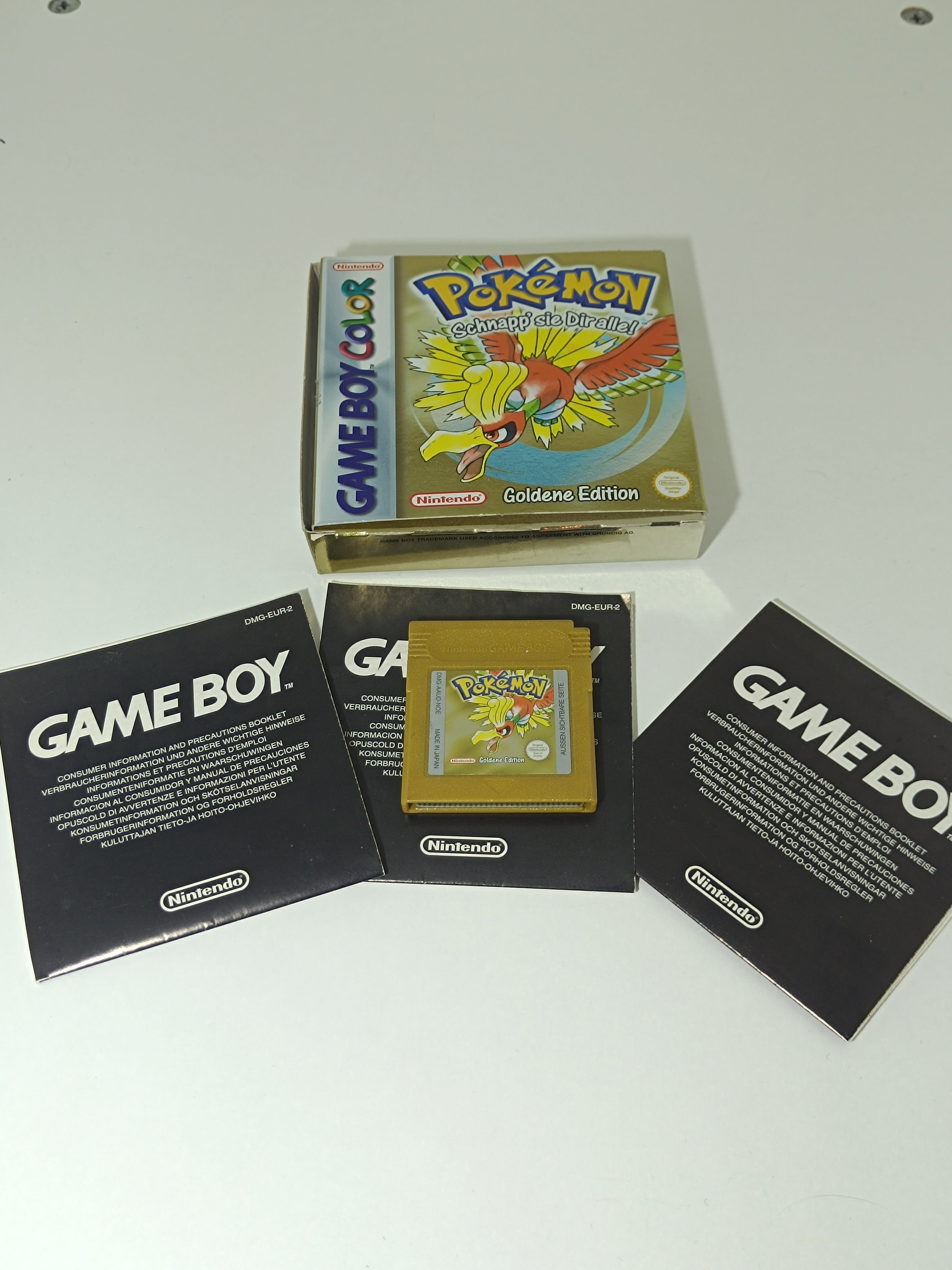 Pokemon Gold Edition Game Boy Color mit Verpackung