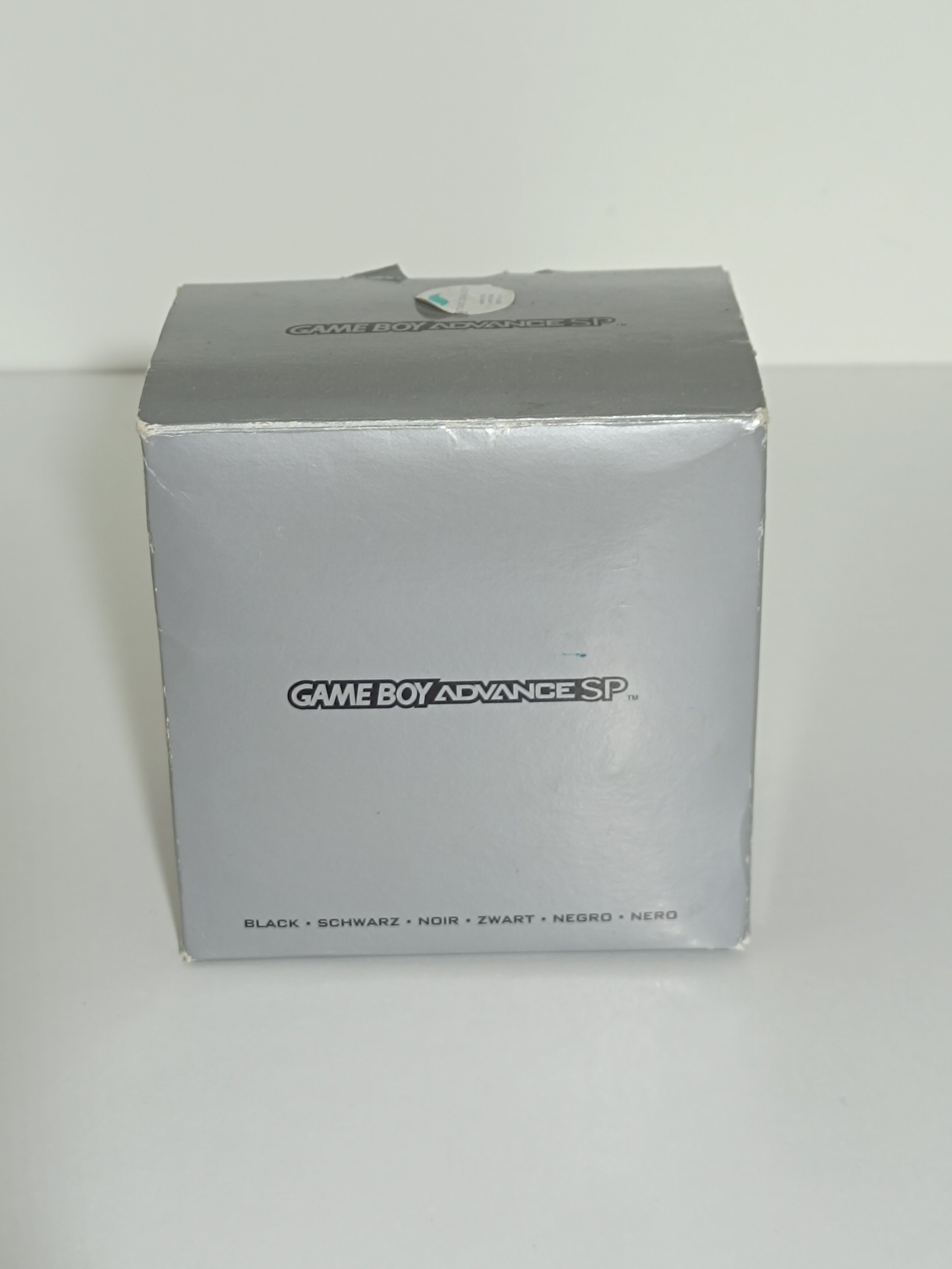 Game Boy Advance SP - Schwarz, inklusive Verpackung & Ladegerät