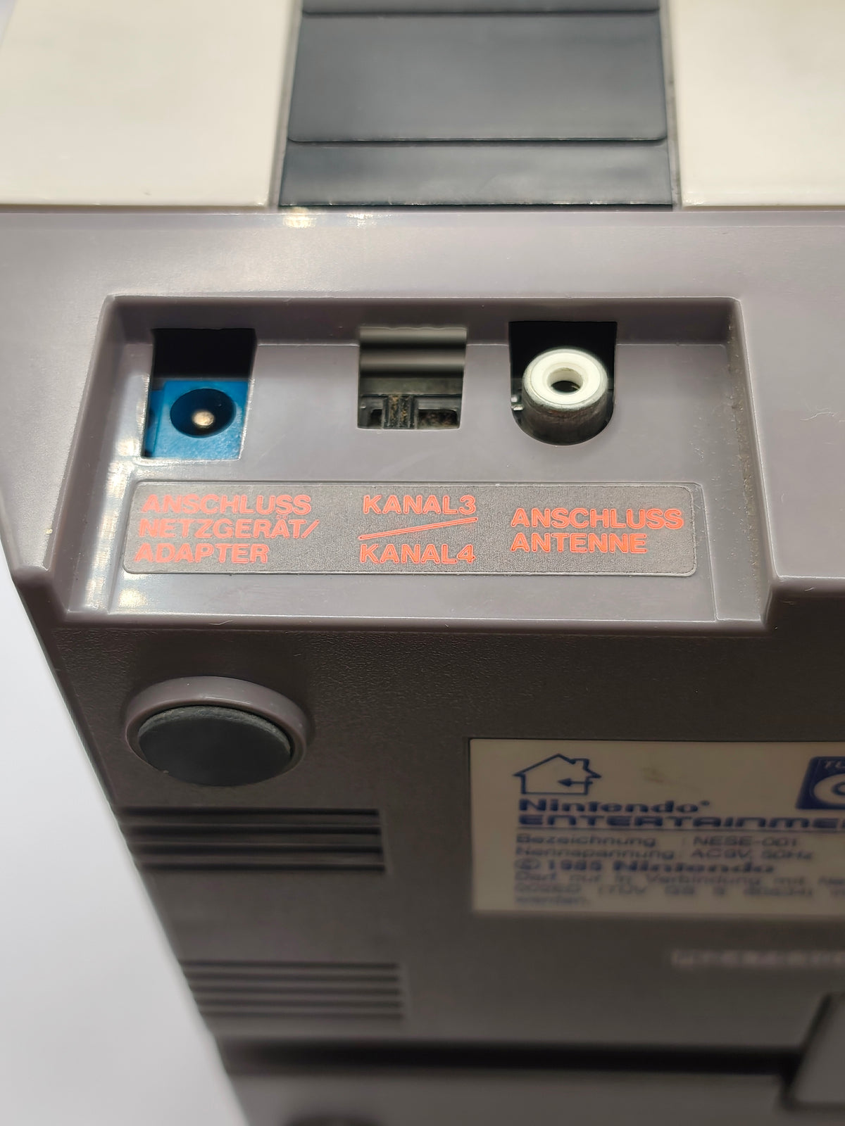 Nintendo NES Konsole - inkl. Controller, Netzteil & Antennenkabel