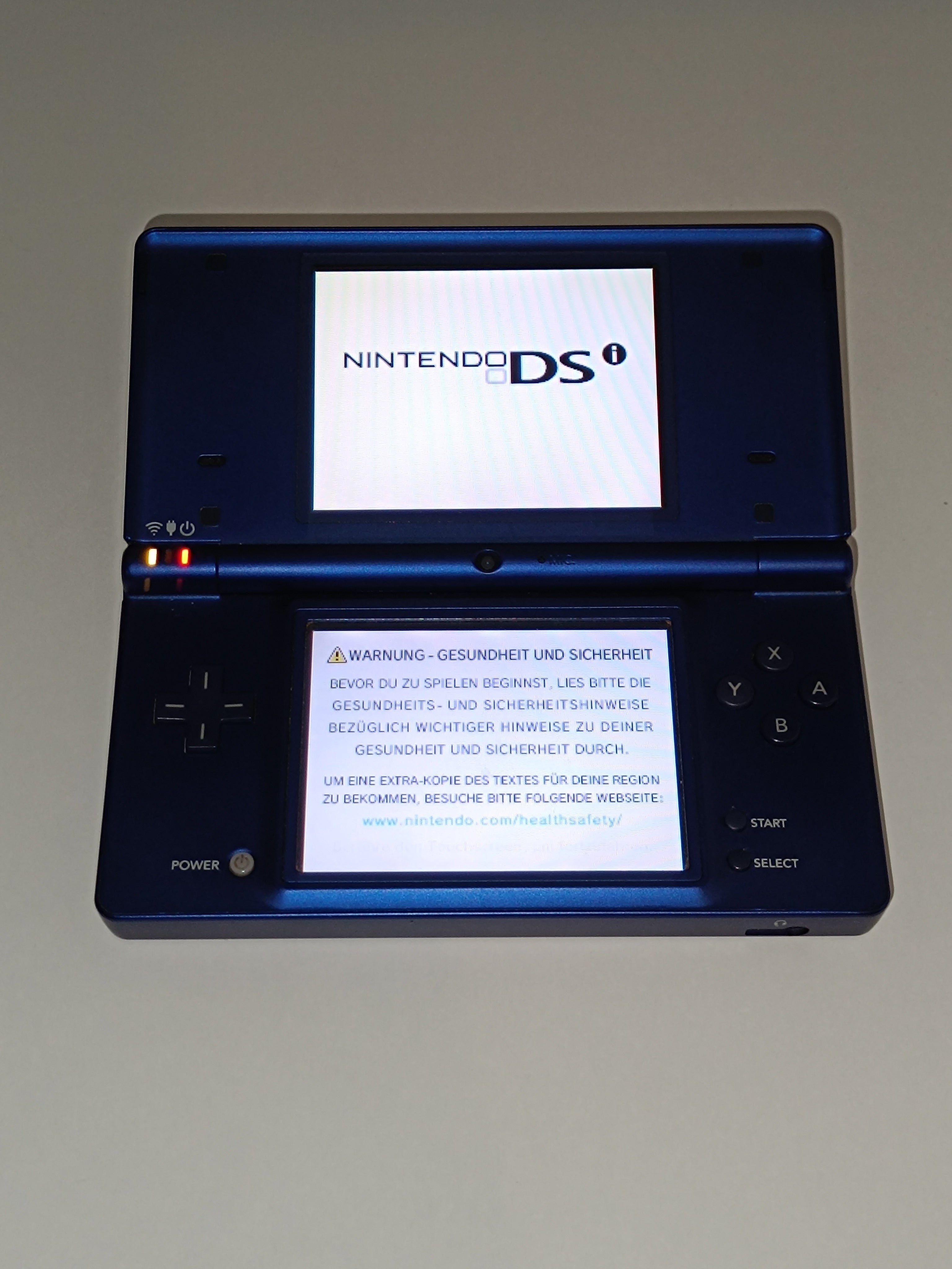 Nintendo DSi Konsole - Dunkelblau