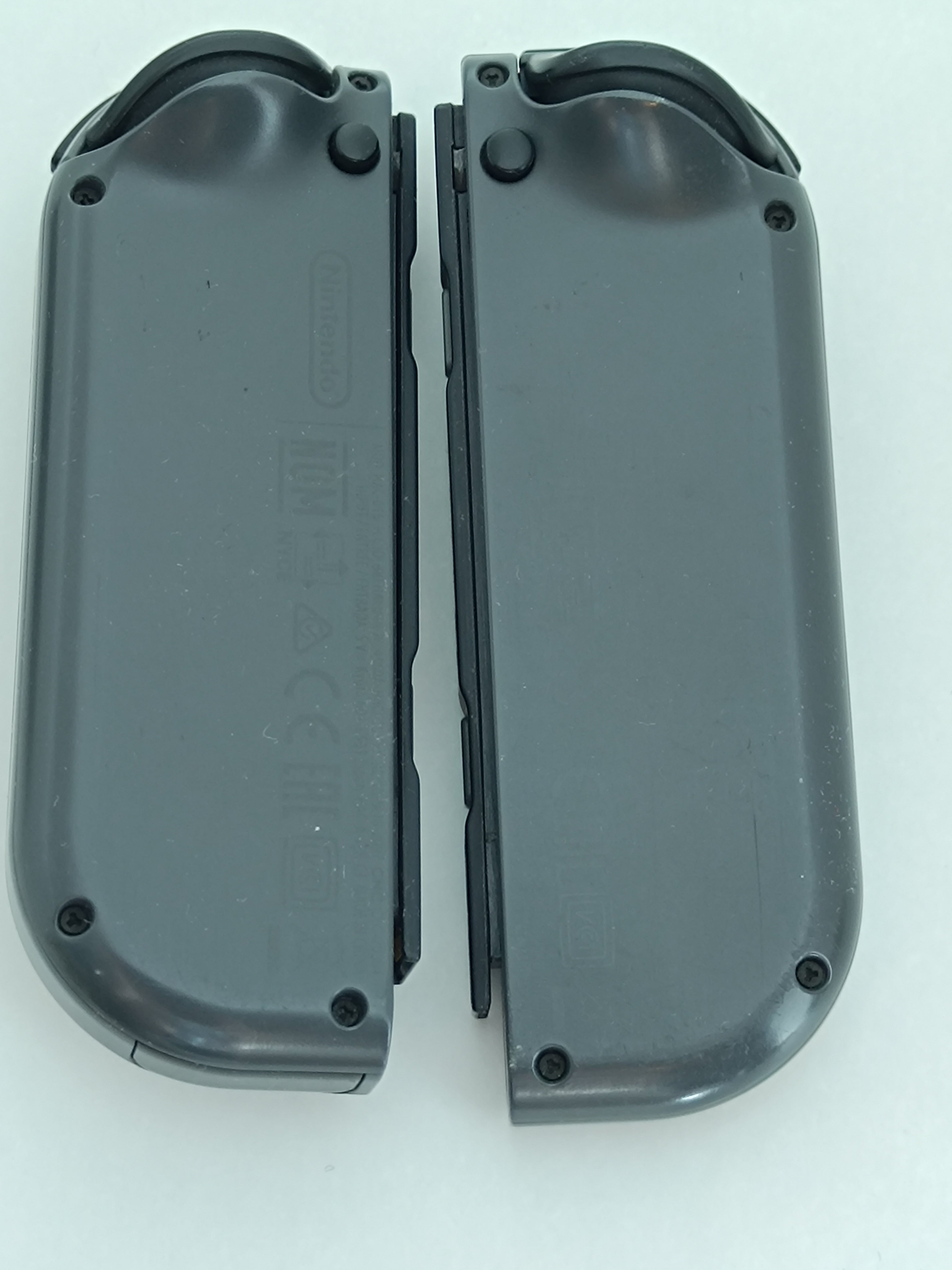 Nintendo Switch JoyCon Paar inkl. Halterung *grau*