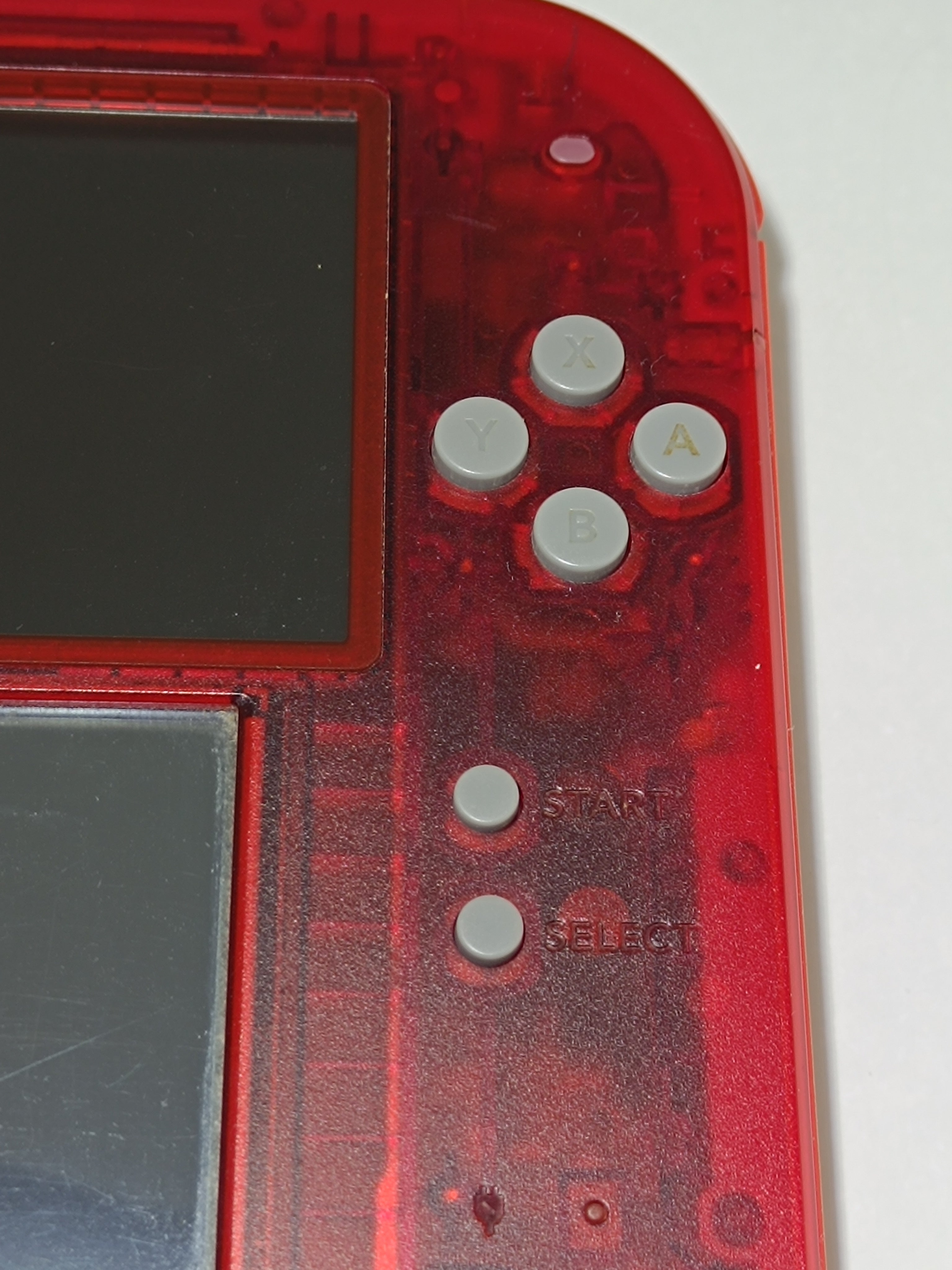 Nintendo 2DS Konsole - Pokemon Omega Rubin Design