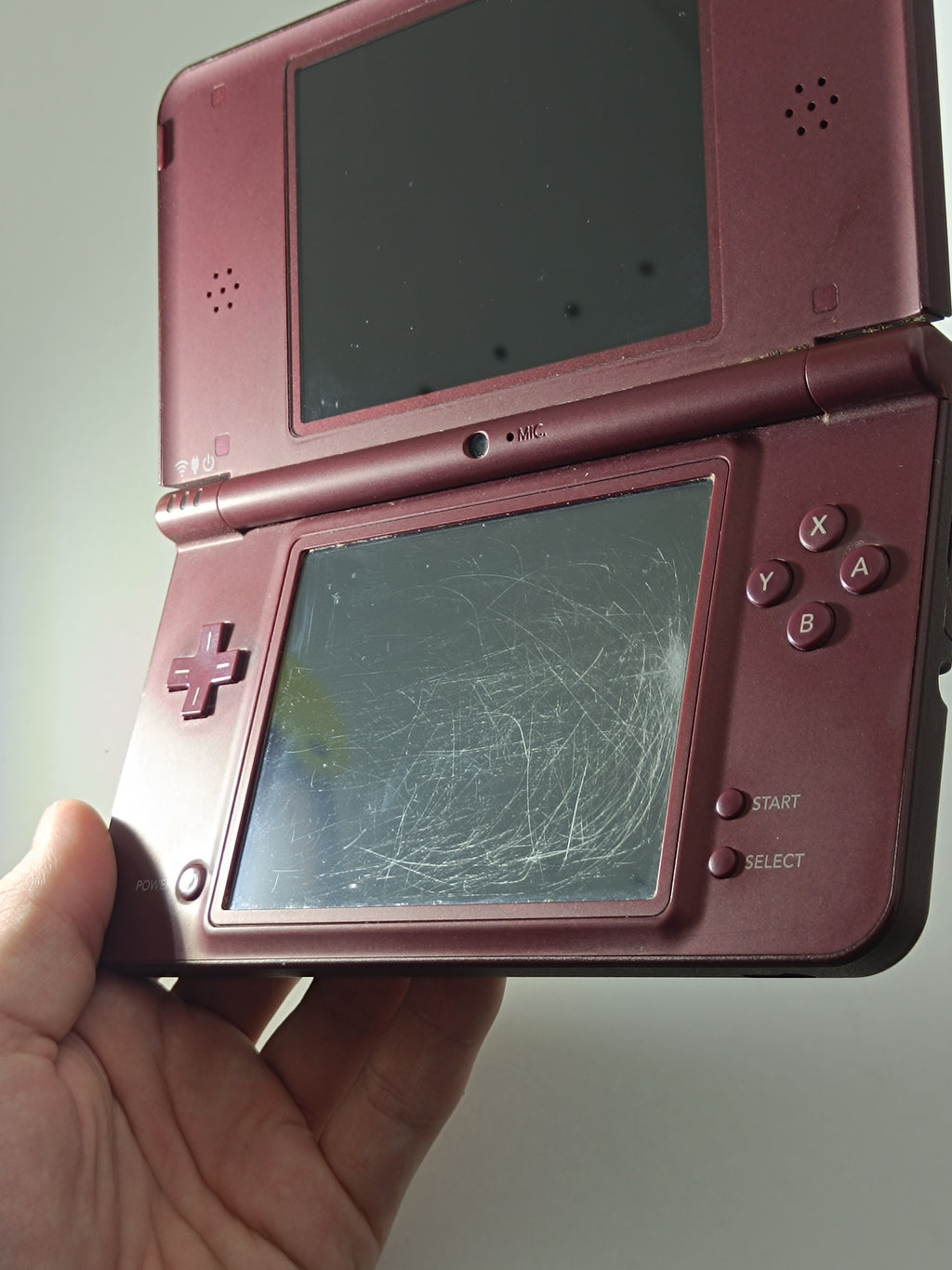Nintendo DSi XL Konsole - Weinrot