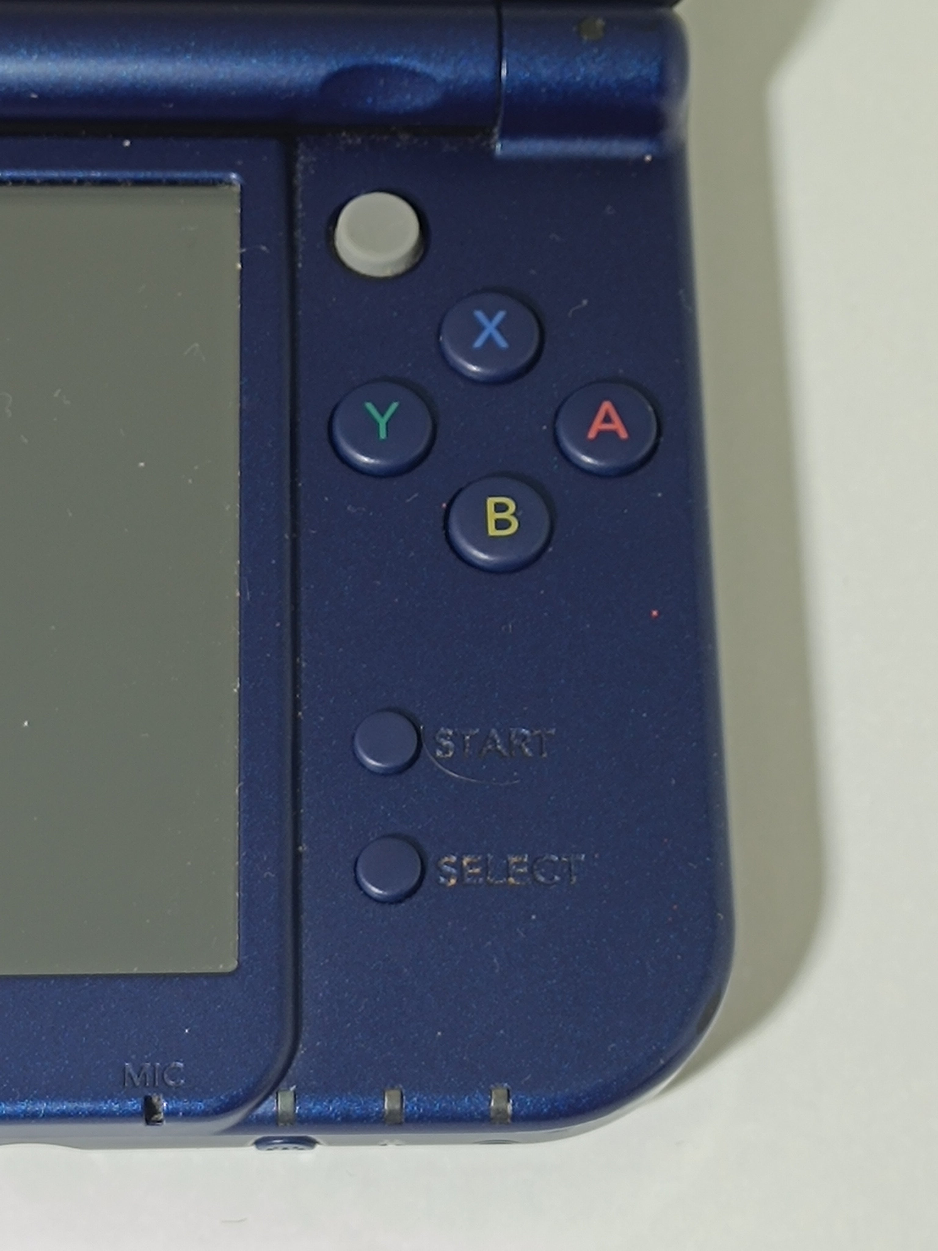 New Nintendo 3DS XL Dunkelblau