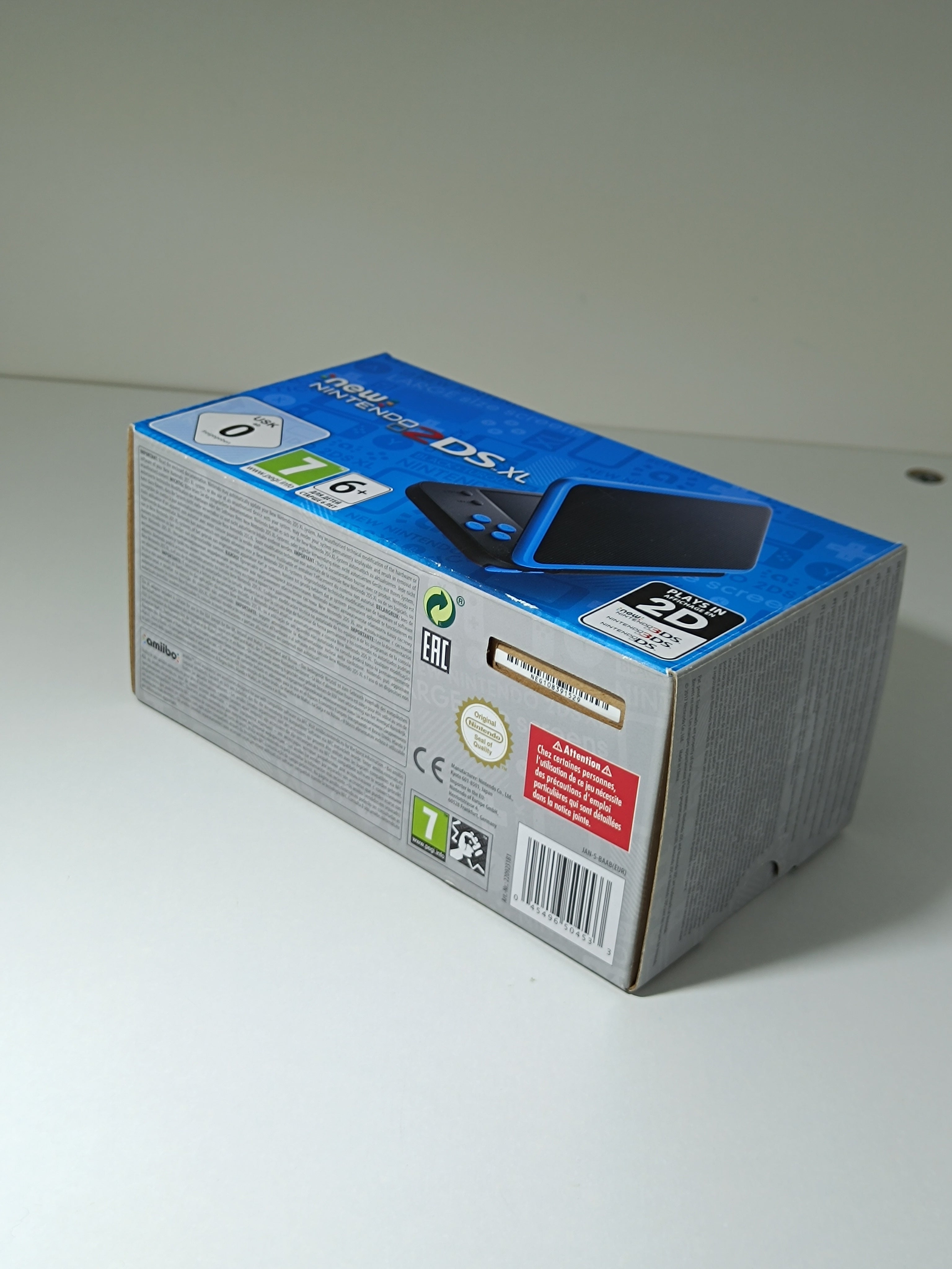 New Nintendo 2DS XL - Blau / Schwarz - inkl. Originalverpackung & Ladegerät