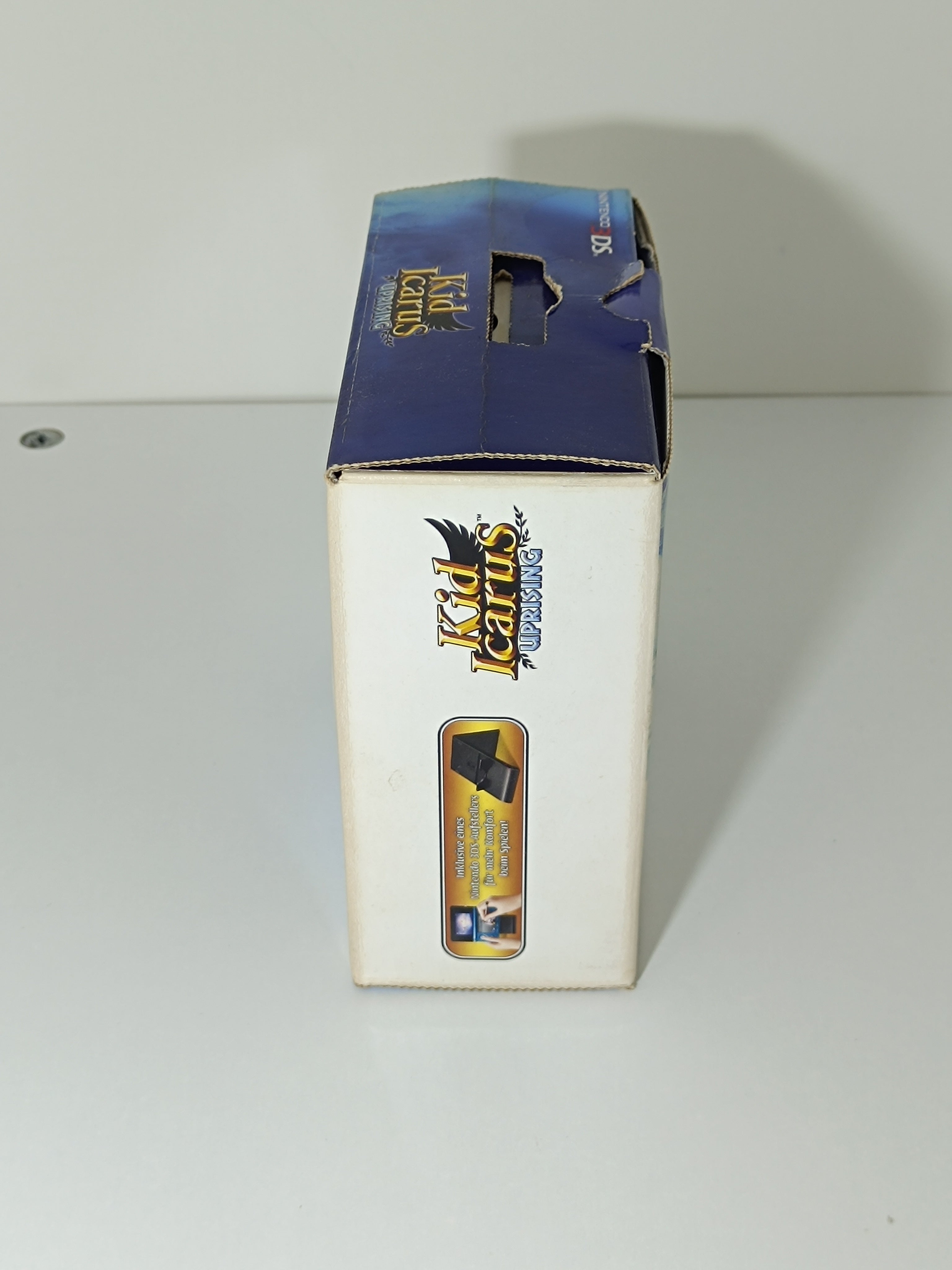Kid Icarus Uprising BIG BOX - inkl. Sealed Sammelkarten