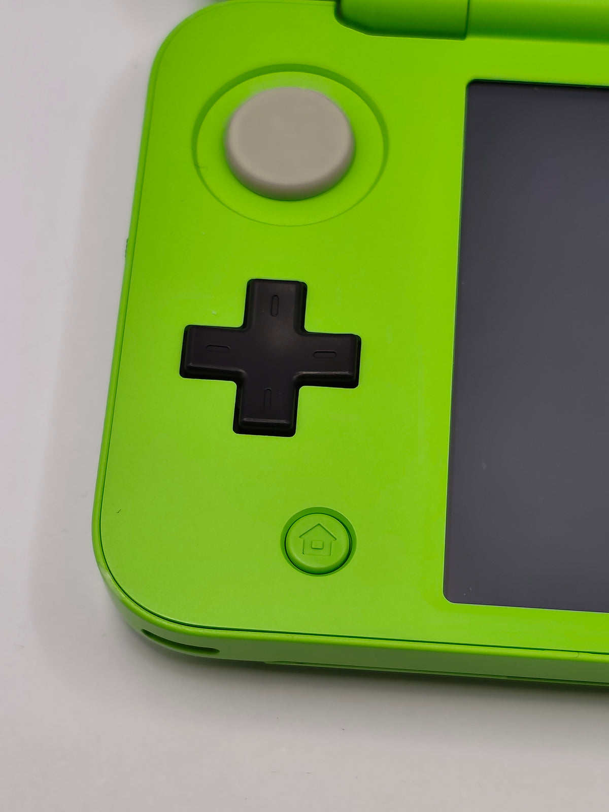 New Nintendo 2DS XL - Minecraft Edition