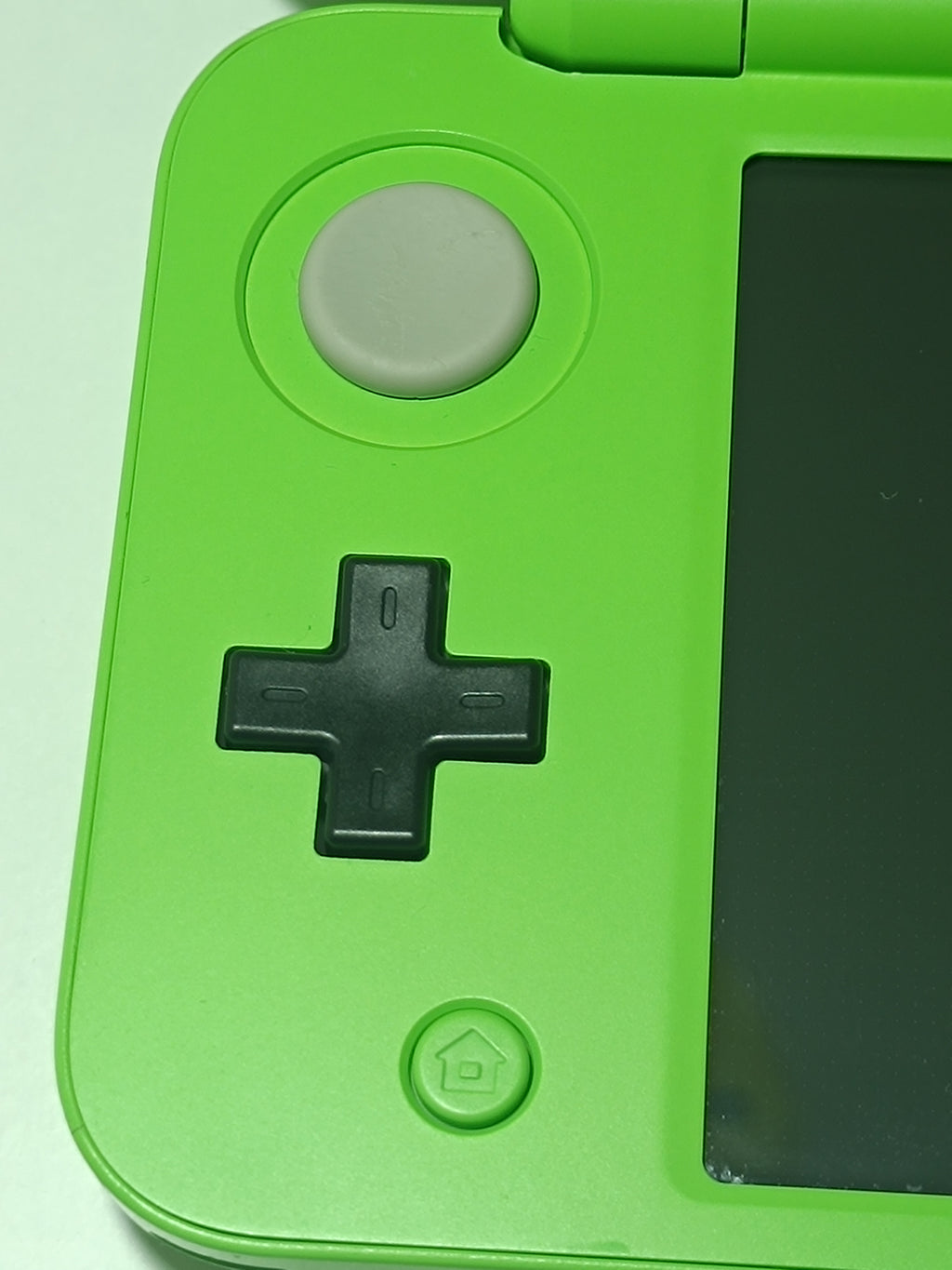 New Nintendo 2DS XL - Minecraft Edition