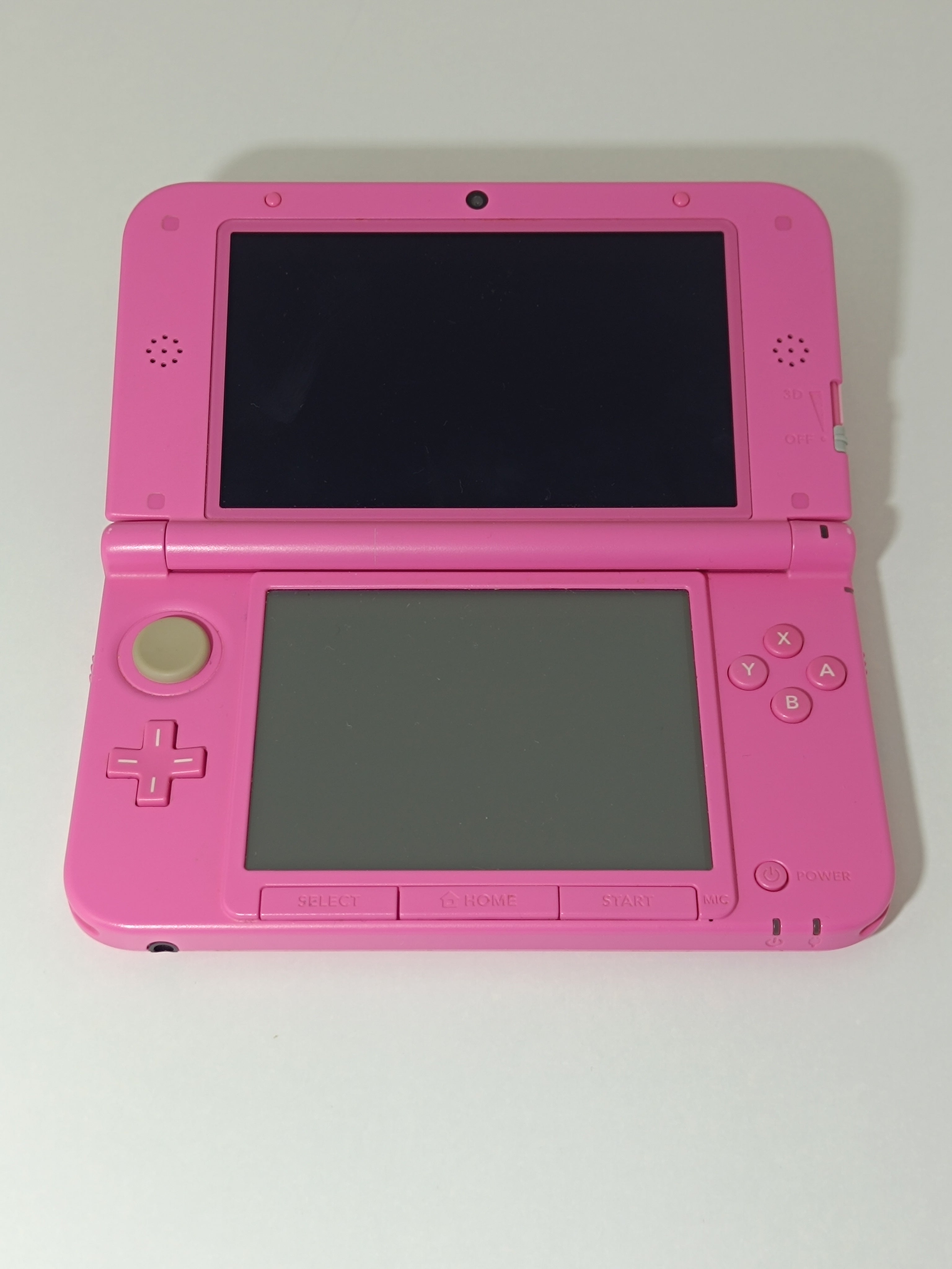 Nintendo 3DS XL - PINK - mit mehreren Spielen auf der Konsole