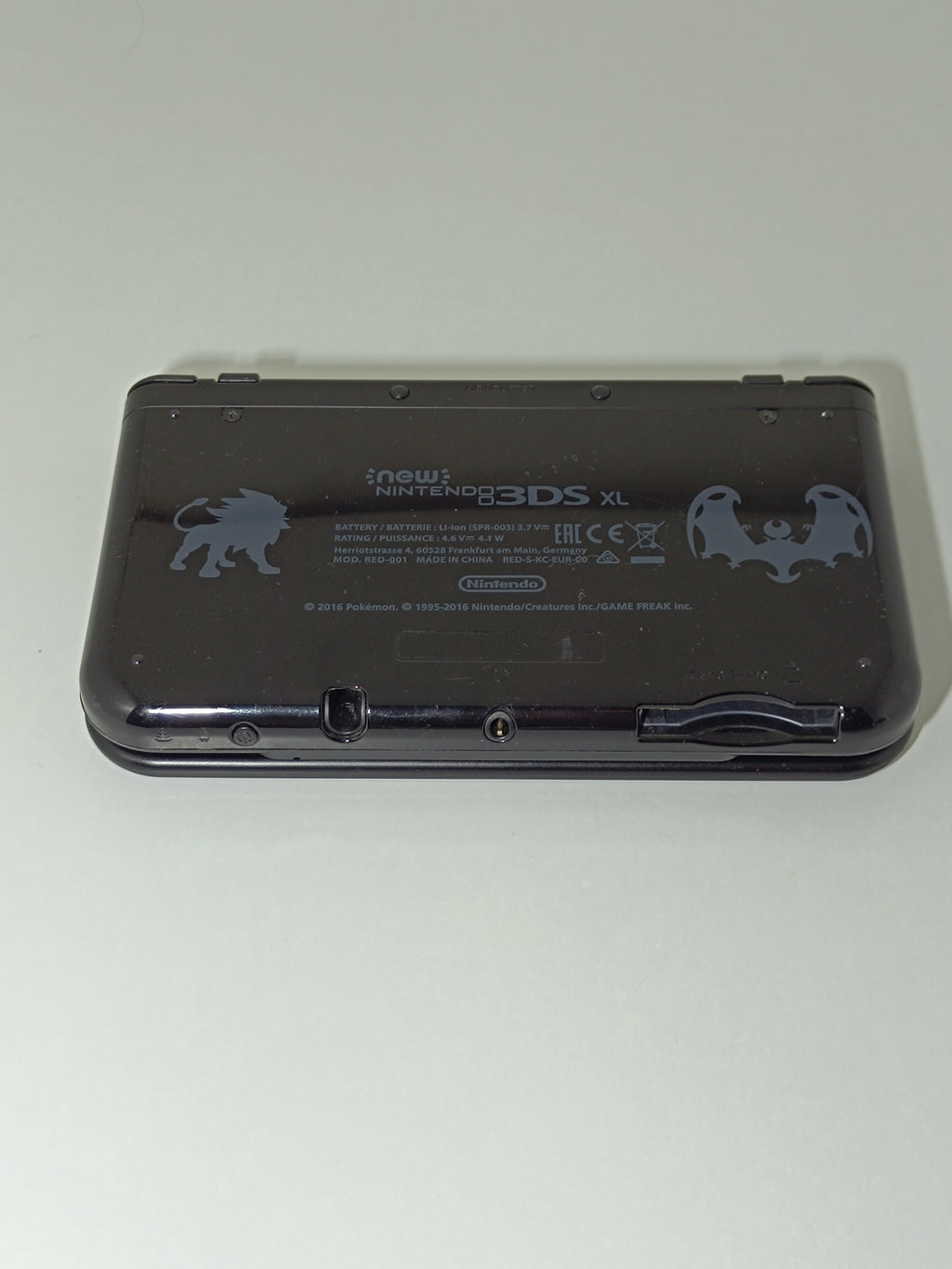 New Nintendo 3DS XL - Pokemon Solgaleo Lunala Black Edition