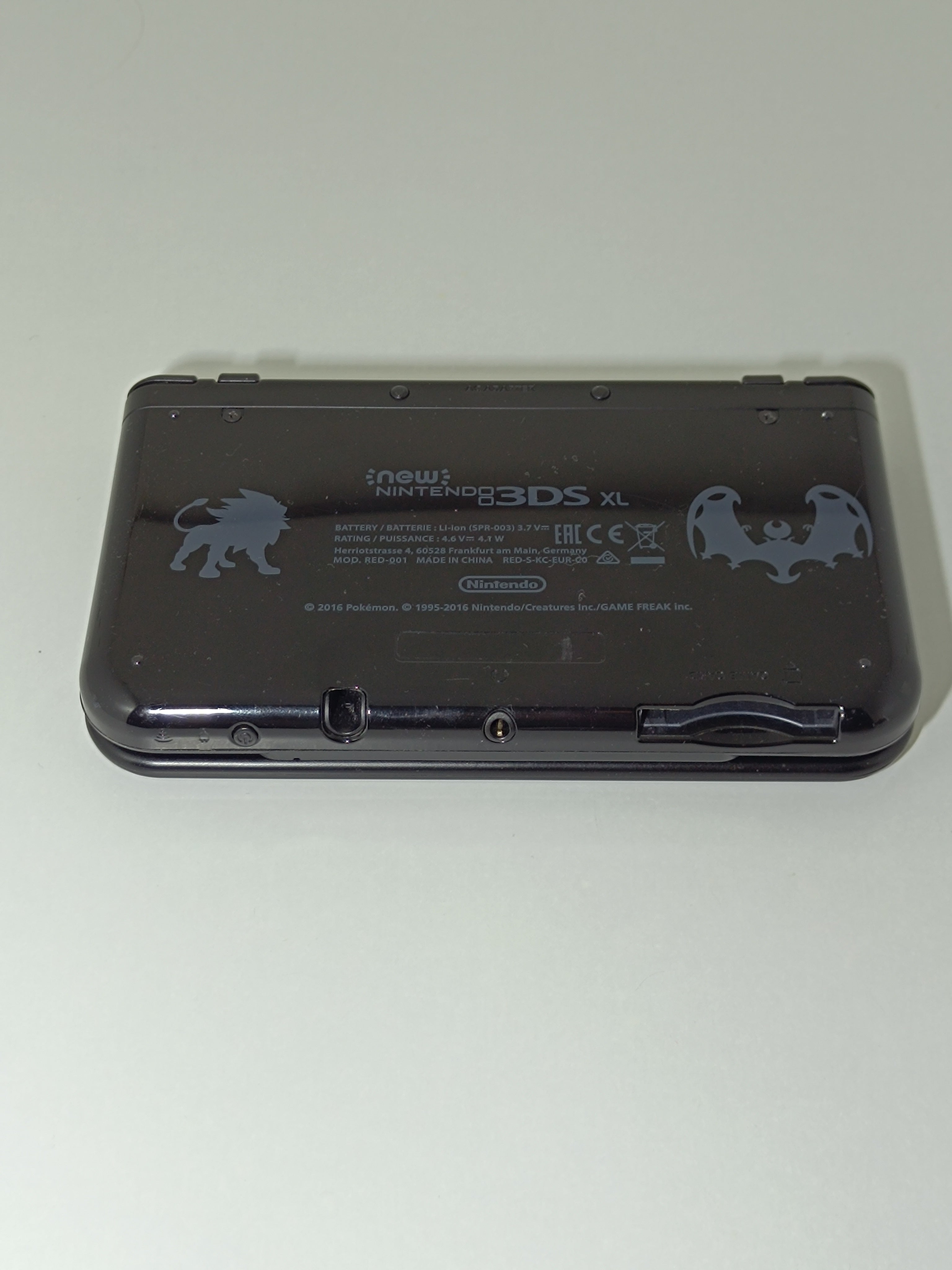 New Nintendo 3DS XL - Pokemon Solgaleo Lunala Black Edition