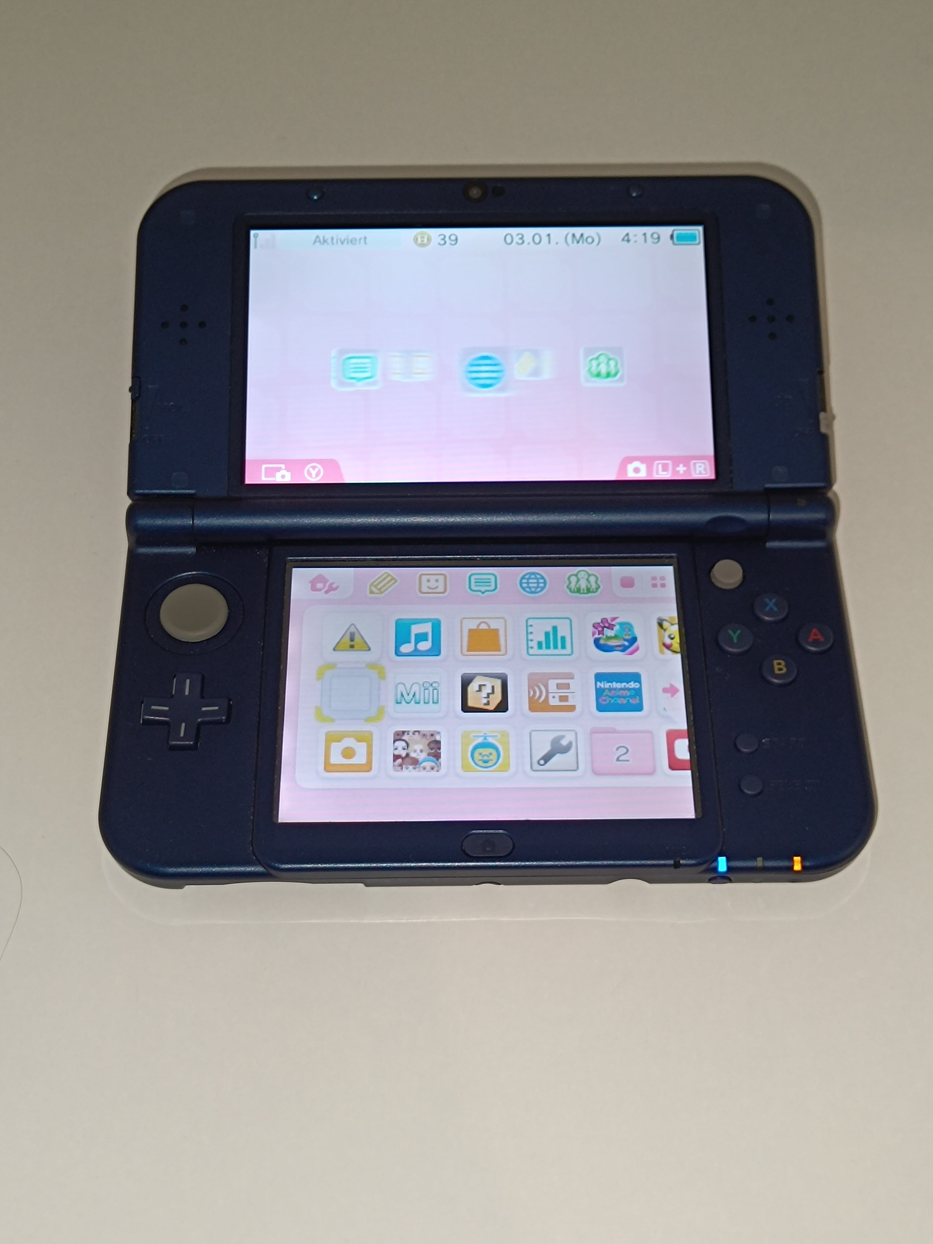 New Nintendo 3DS XL - Dunkelblau