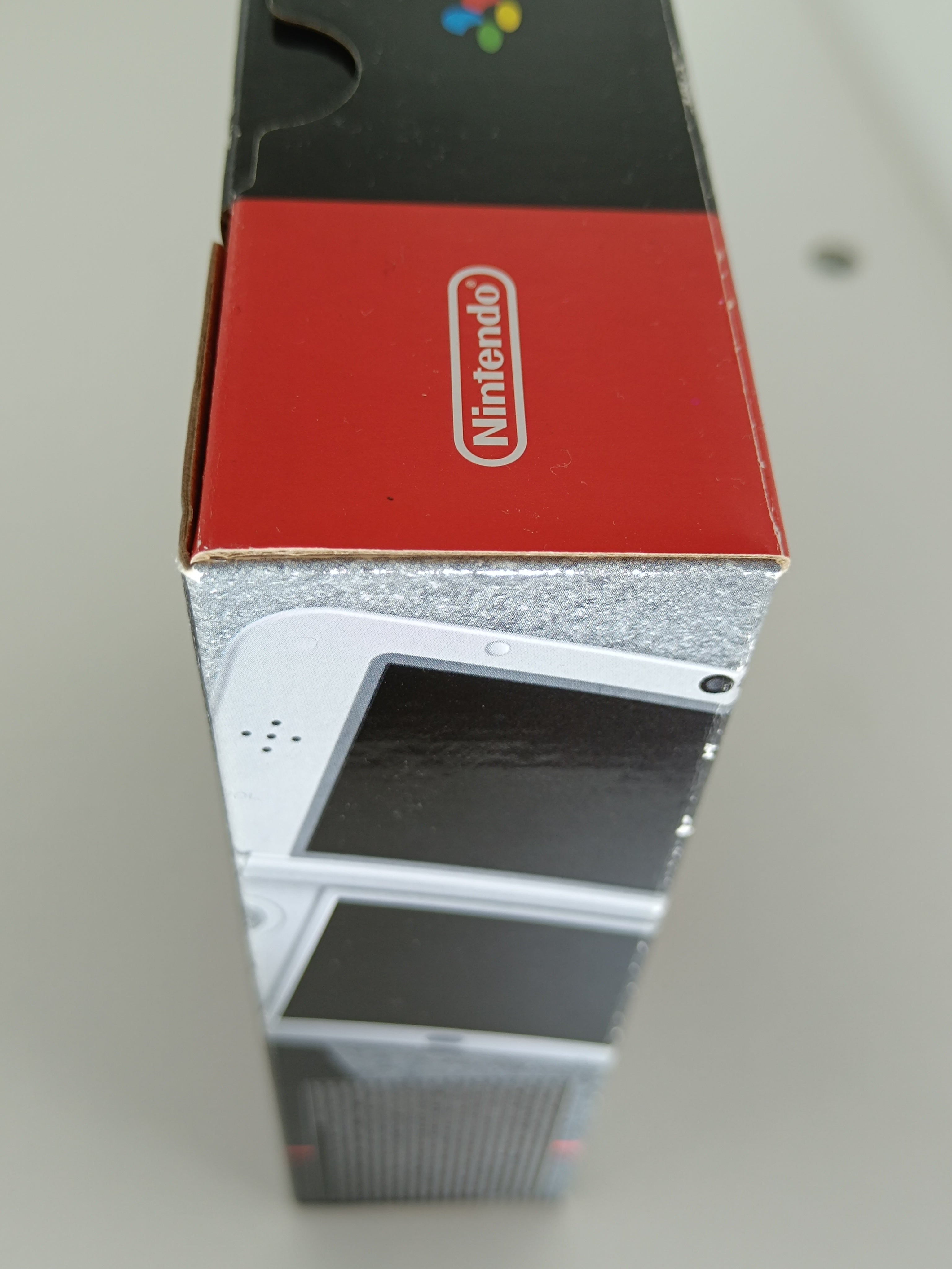 New Nintendo 3DS XL - SNES Edition inkl. Verpackung & Ladegerät