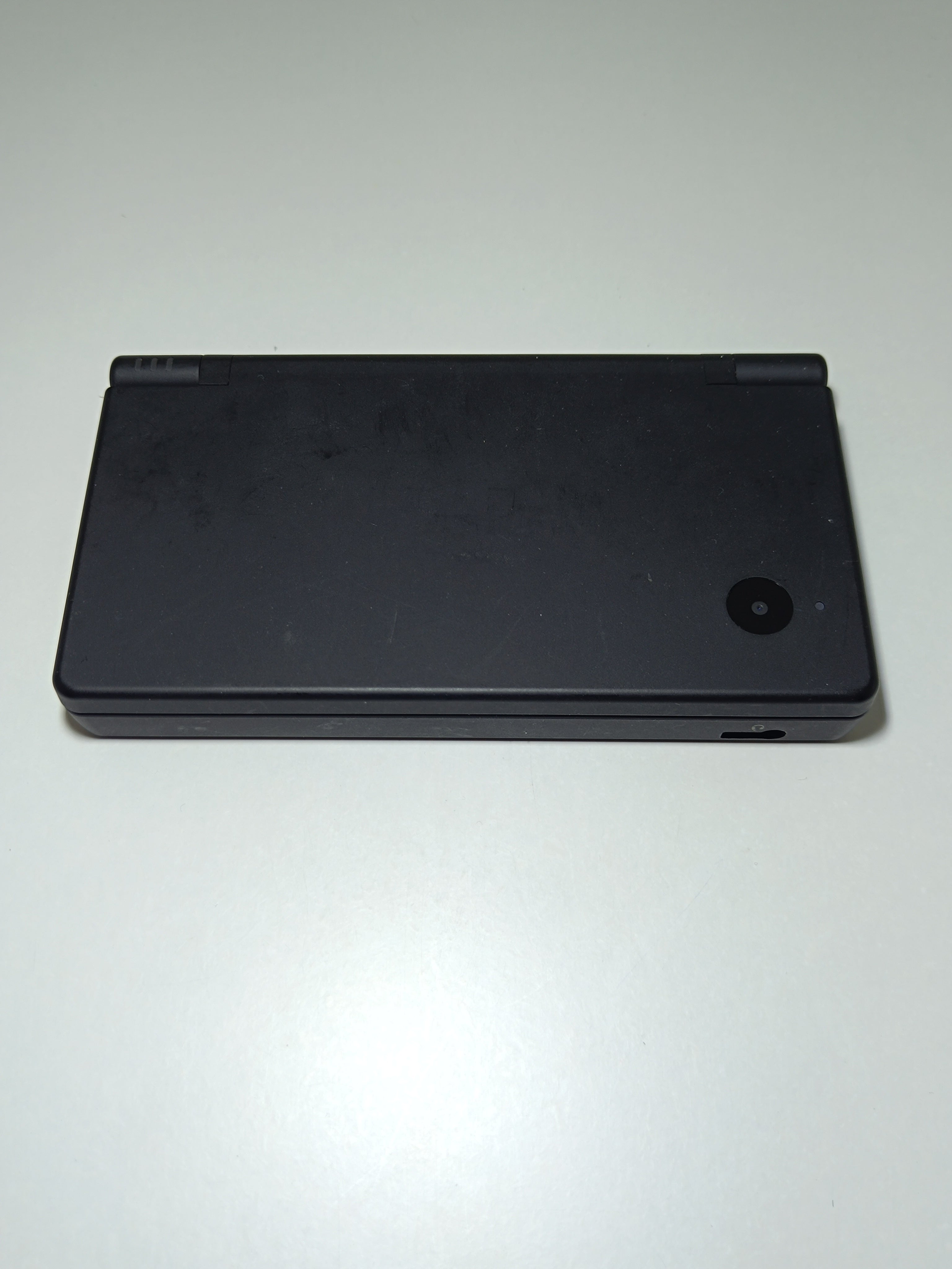 Nintendo DSi Konsole - schwarz - inkl. Originalverpackung & Ladegerät
