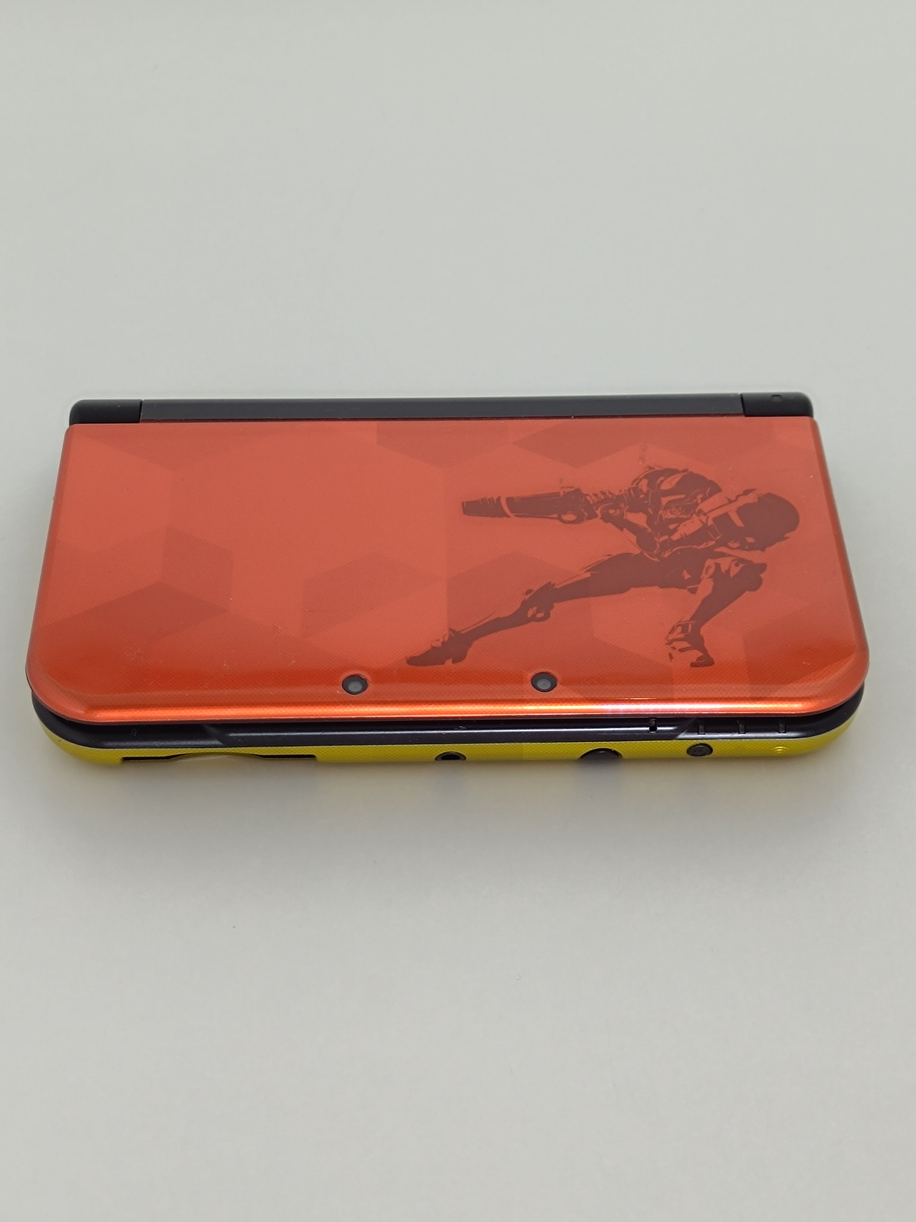 New Nintendo 3DS XL - Samus Edition