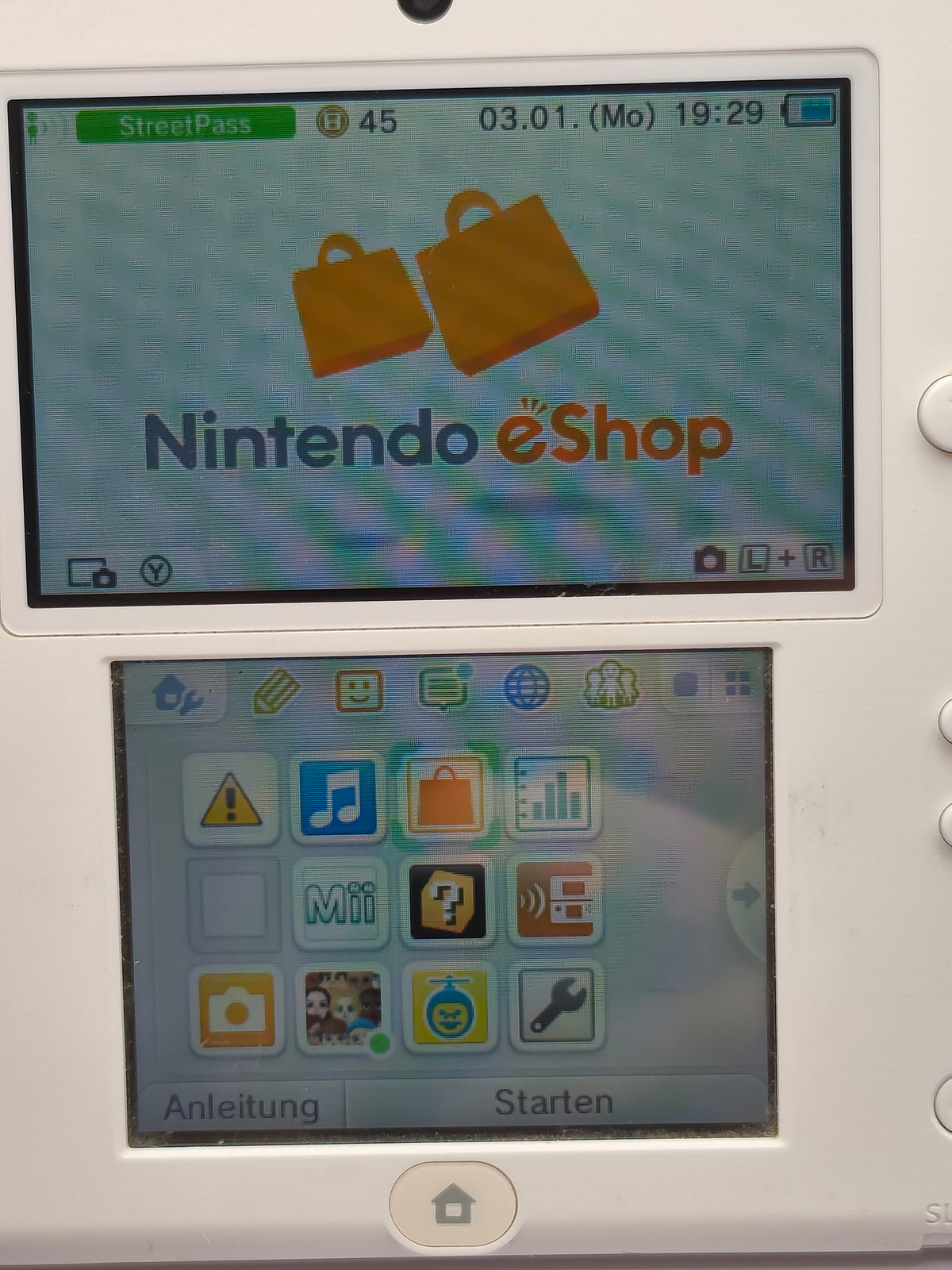Nintendo 2DS - Rot / weiß