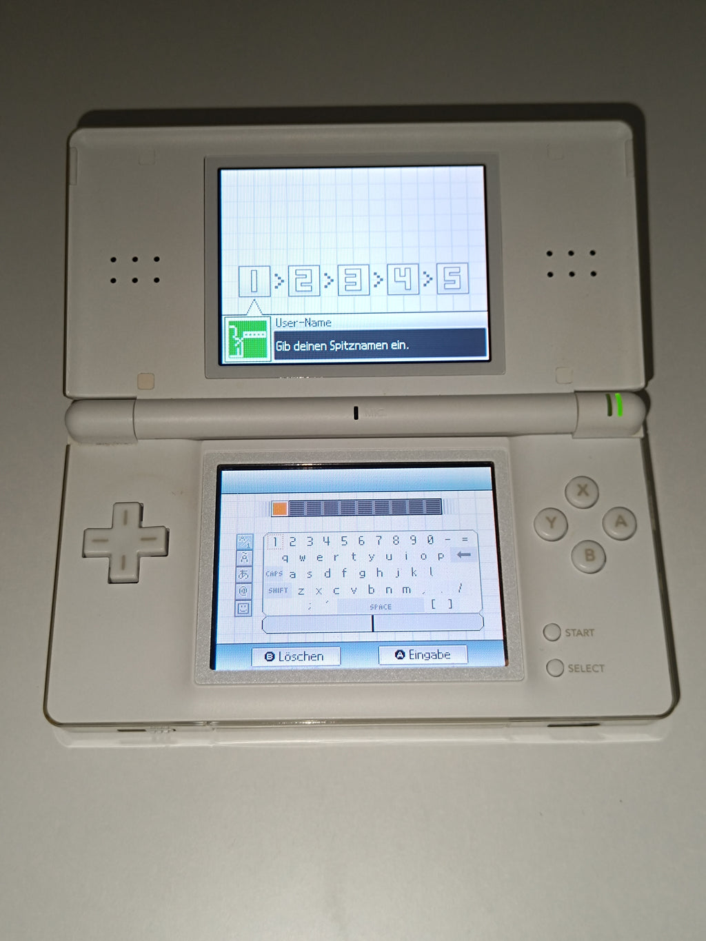 Nintendo DS Lite Konsole - weiß - inkl. Ladegerät
