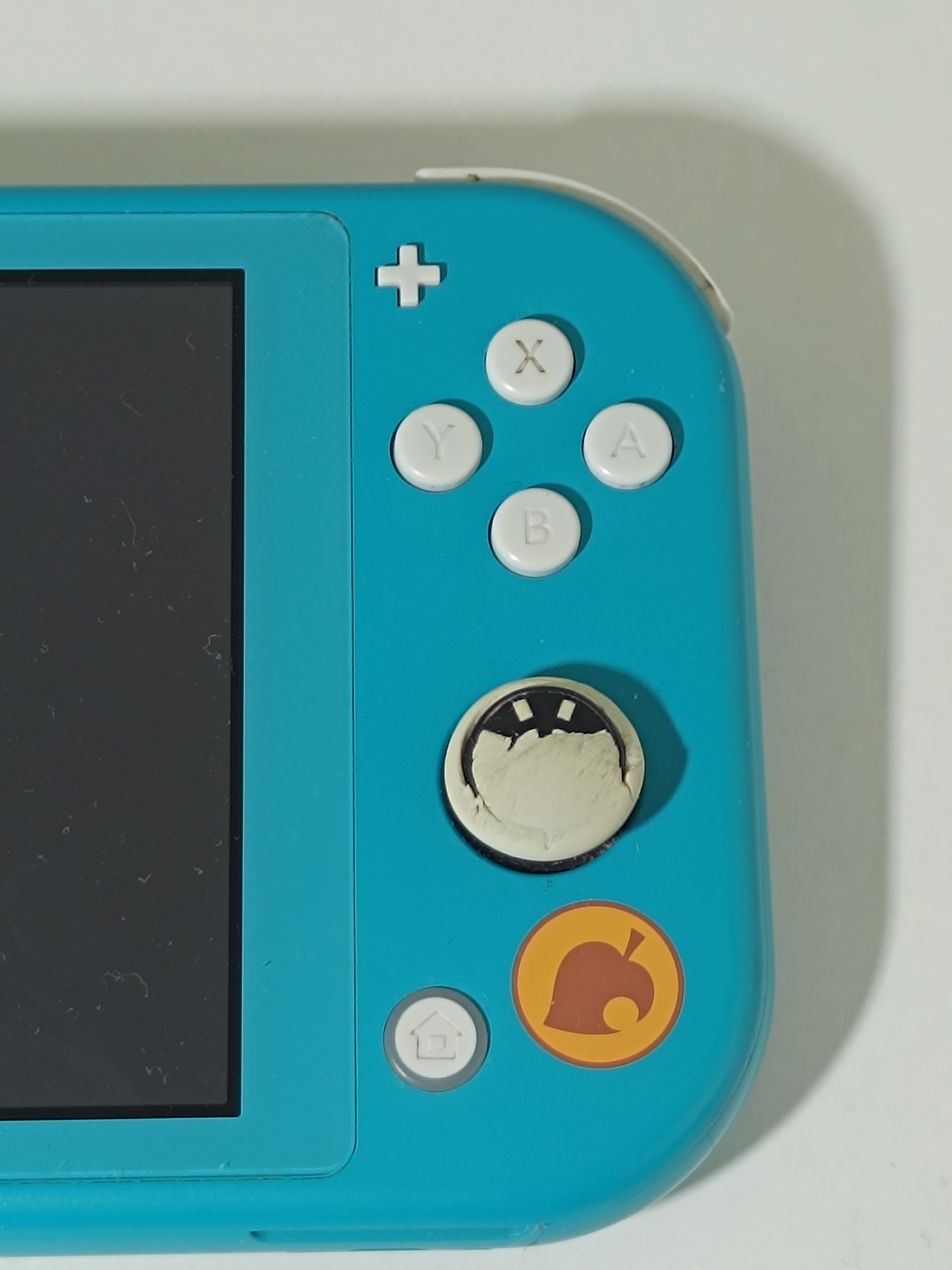 Nintendo Switch Lite Konsole - Animal Crossing Design, mit Ladegerät