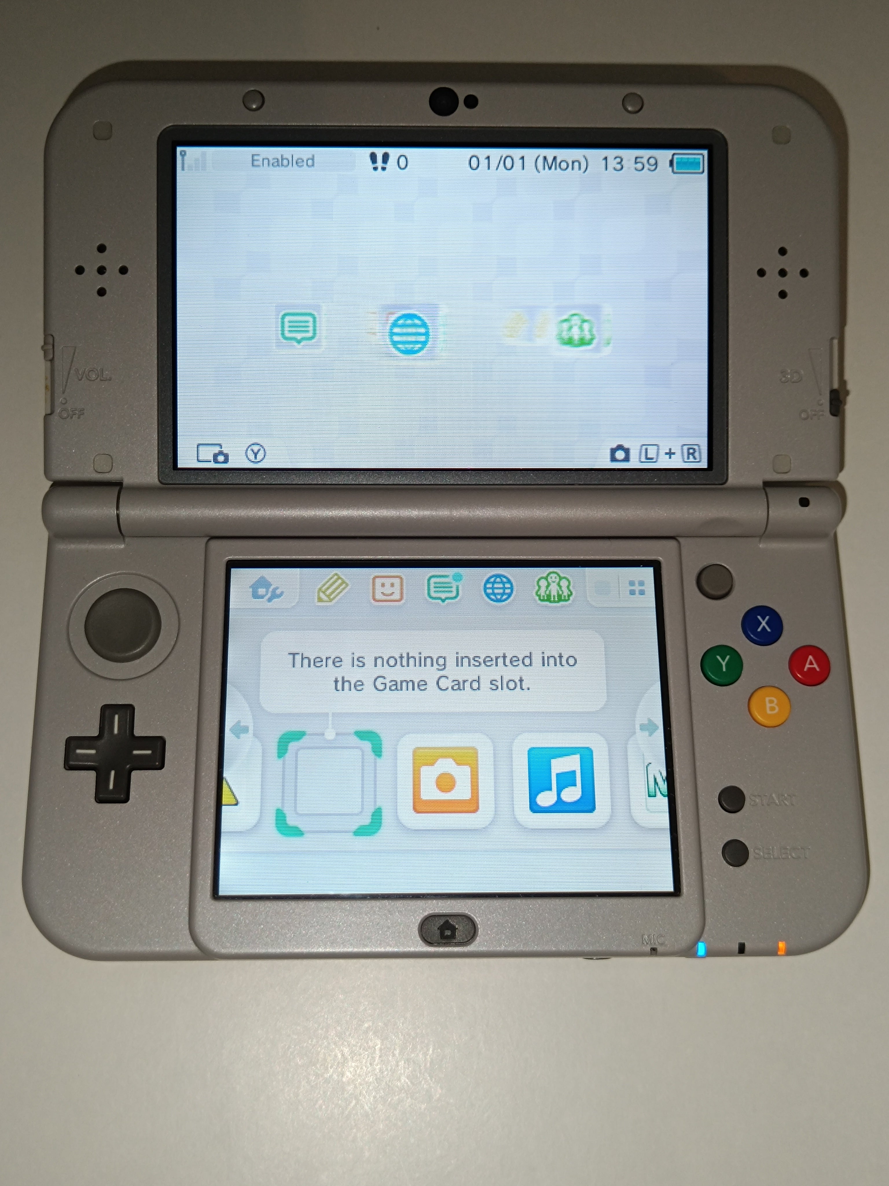 New Nintendo 3DS XL - SNES Edition inkl. Verpackung & Ladegerät