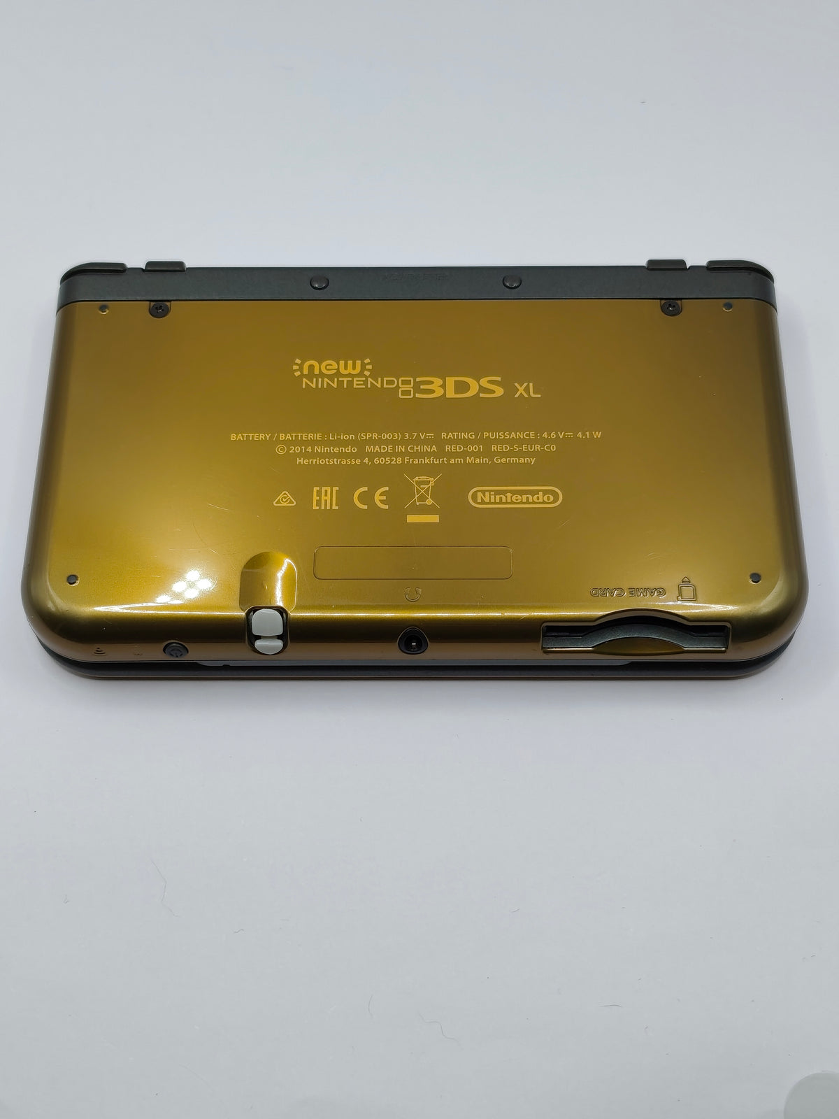 New Nintendo 3DS XL - Hyrule Edition