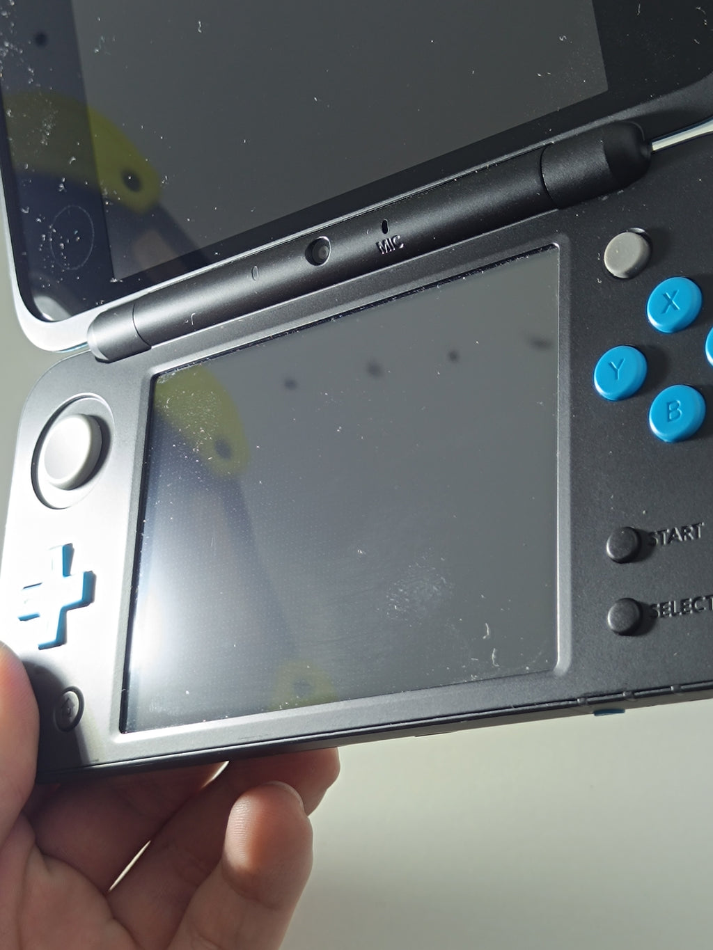 New Nintendo 2DS XL - Blau / Schwarz - inkl. Originalverpackung & Ladegerät