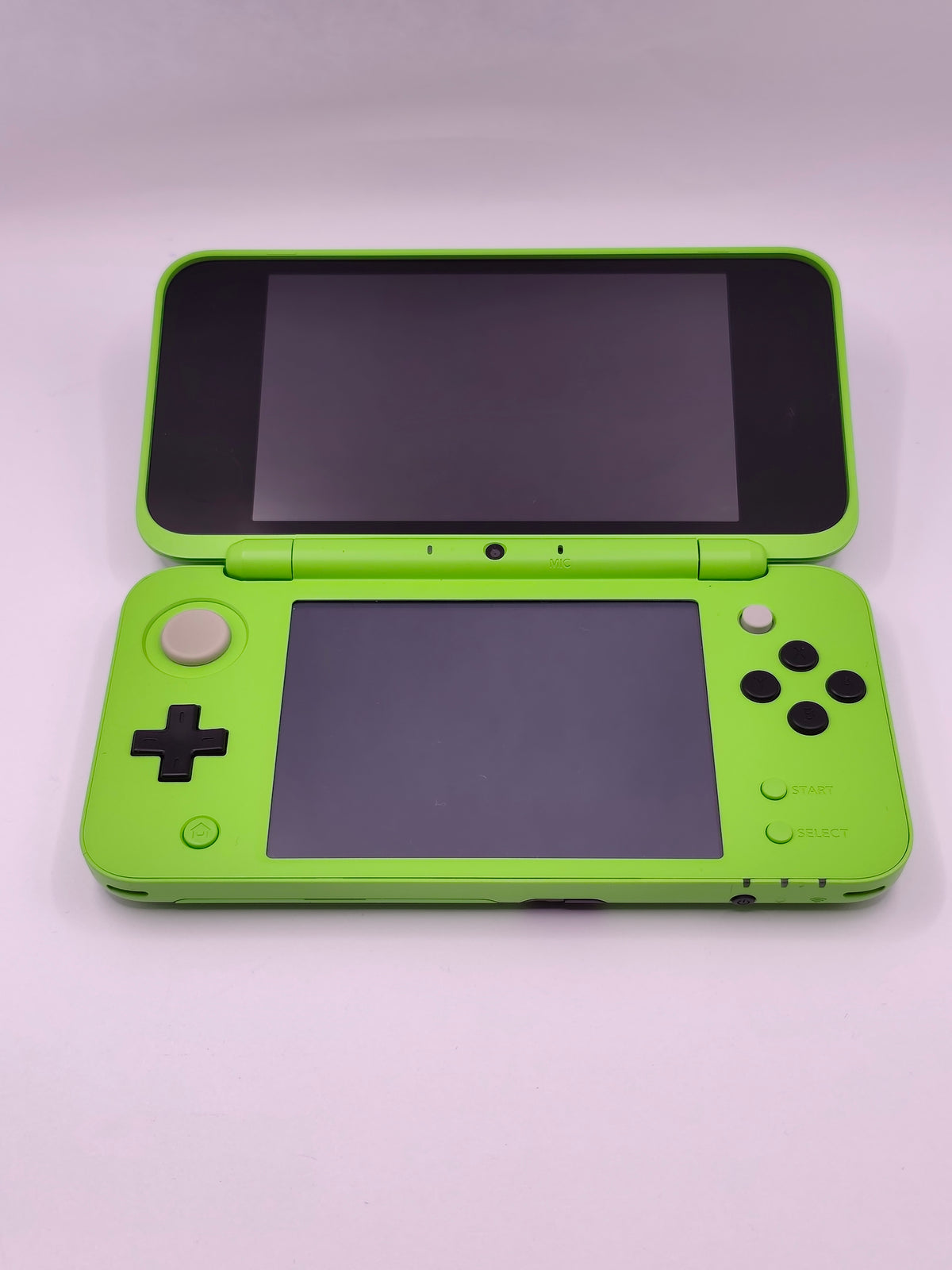 New Nintendo 2DS XL - Minecraft Edition