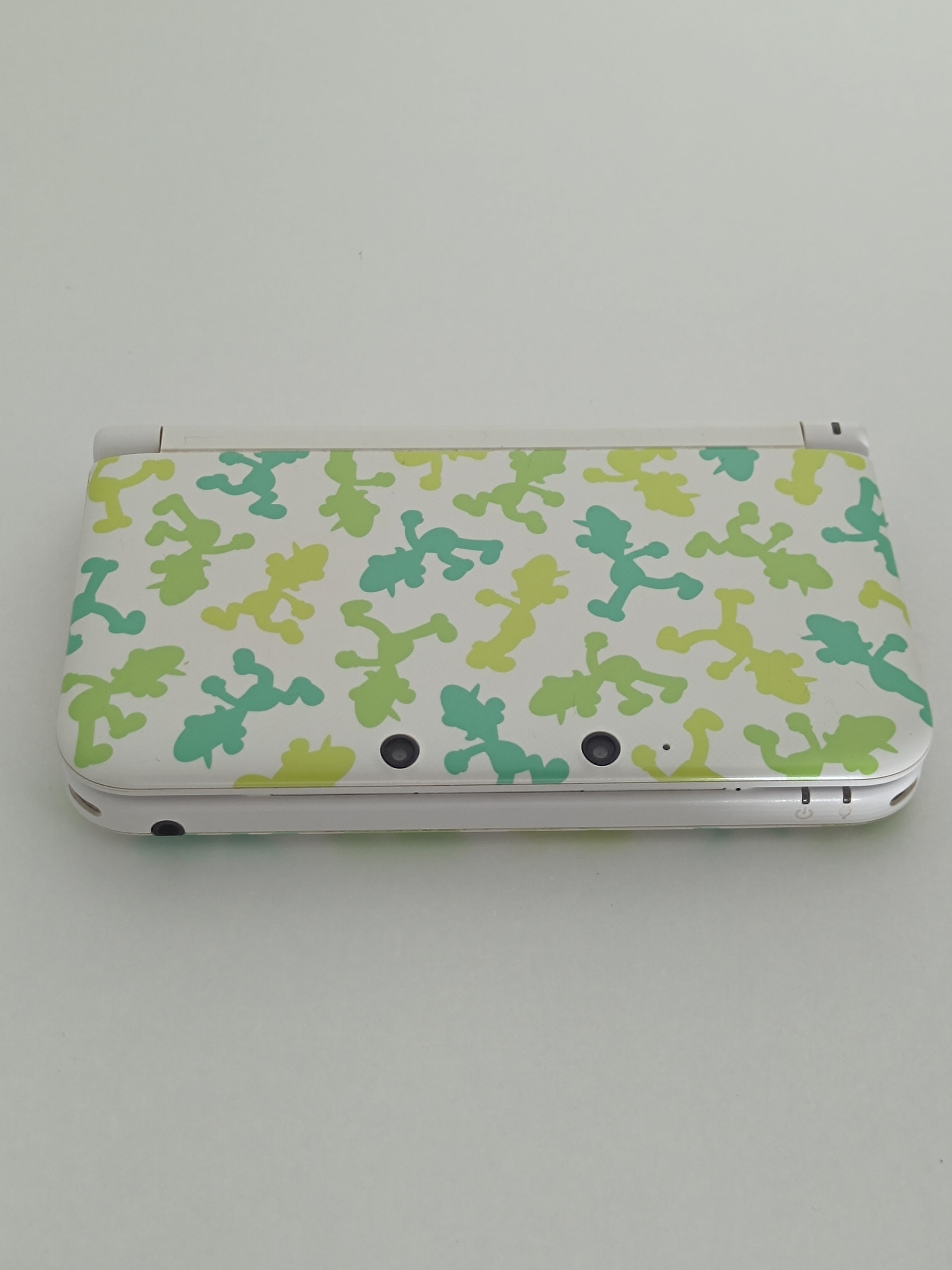 Nintendo 3DS XL - Special Luigi Edition