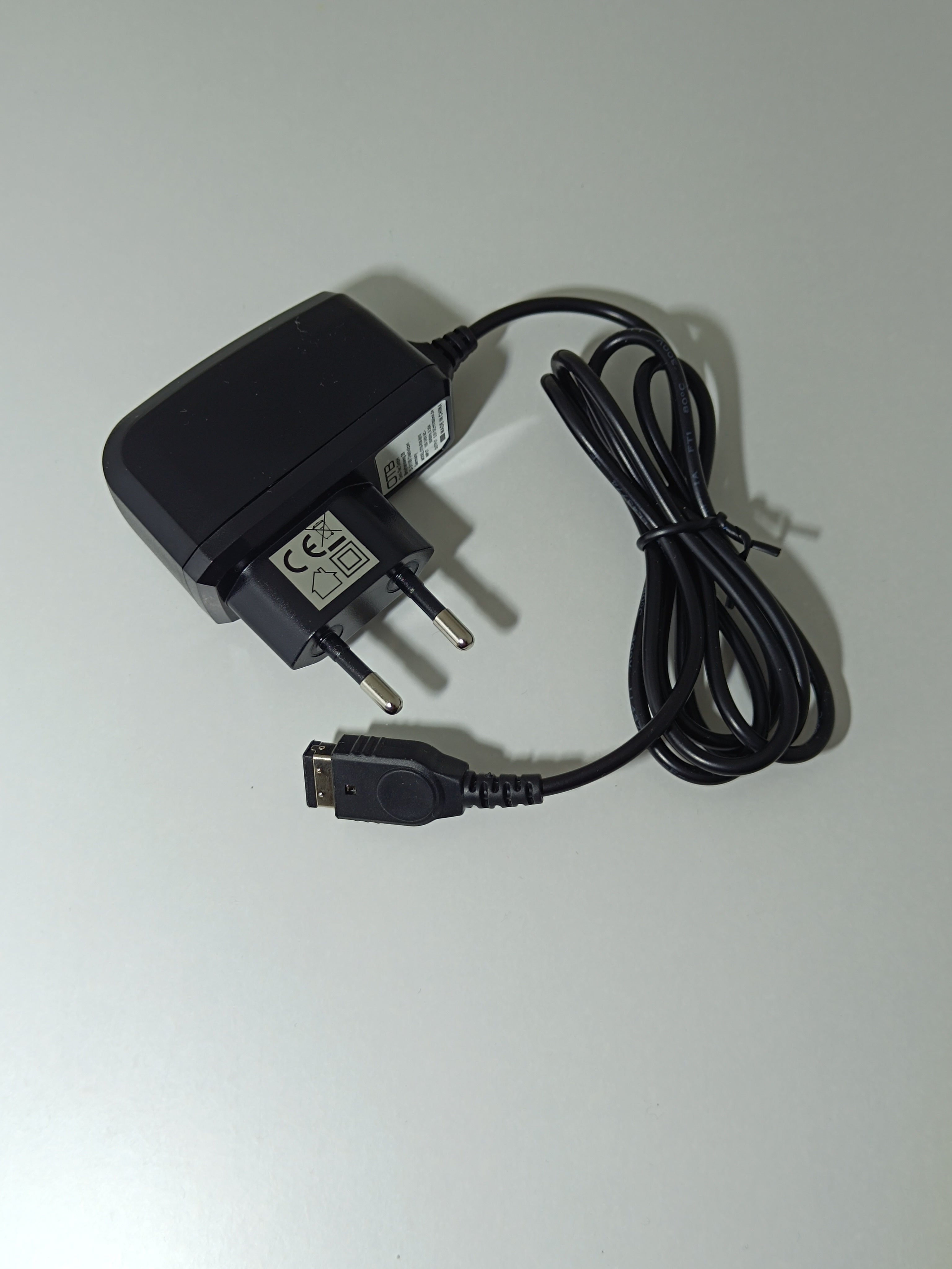Game Boy Advance SP - Hellblau - inkl. Ladegerät