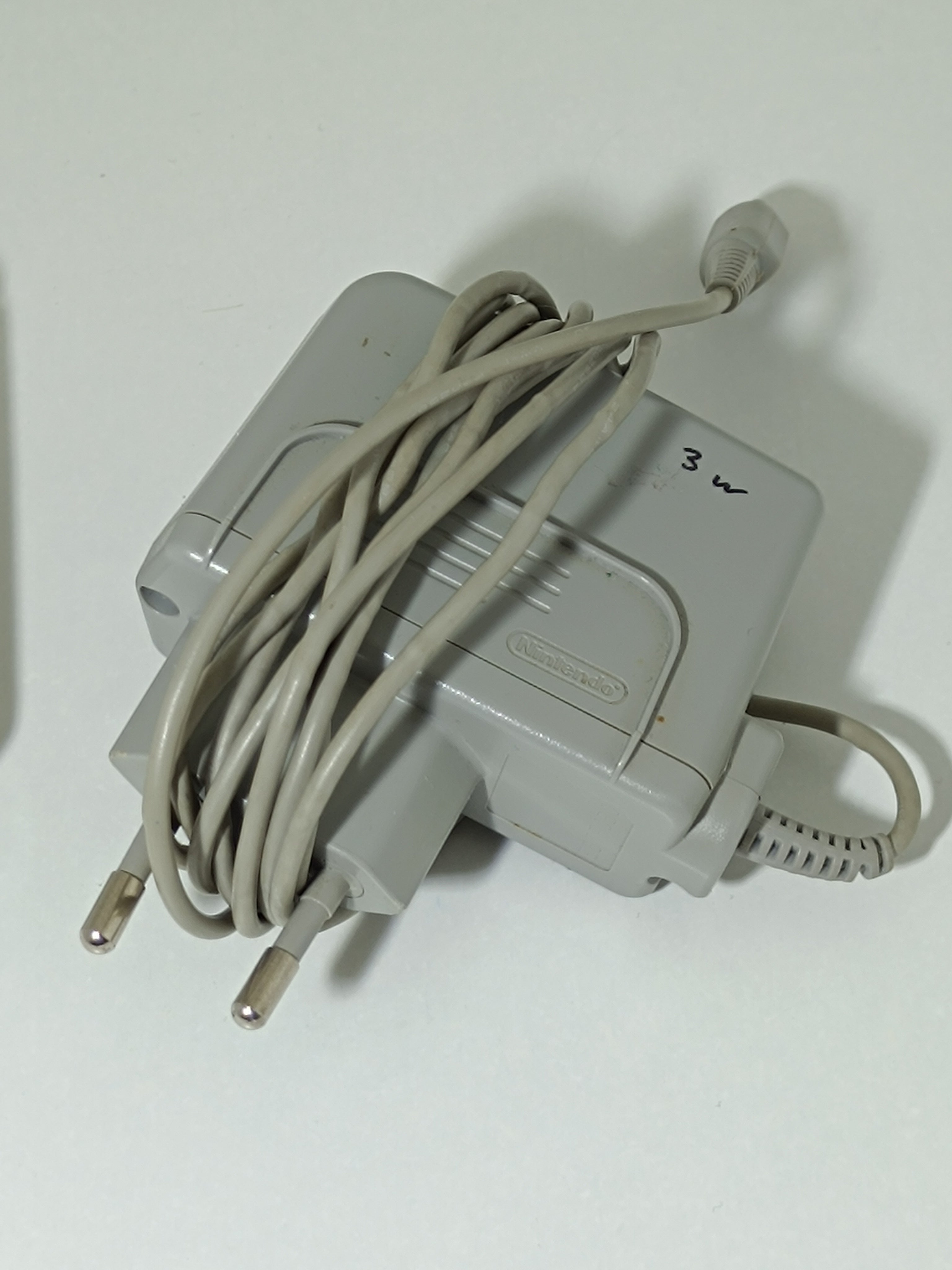 Nintendo 3DS - weiß - inkl. Ladegerät