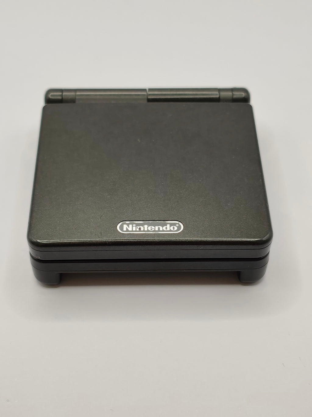 Game Boy Advance SP - Schwarz, inklusive Verpackung & Ladegerät