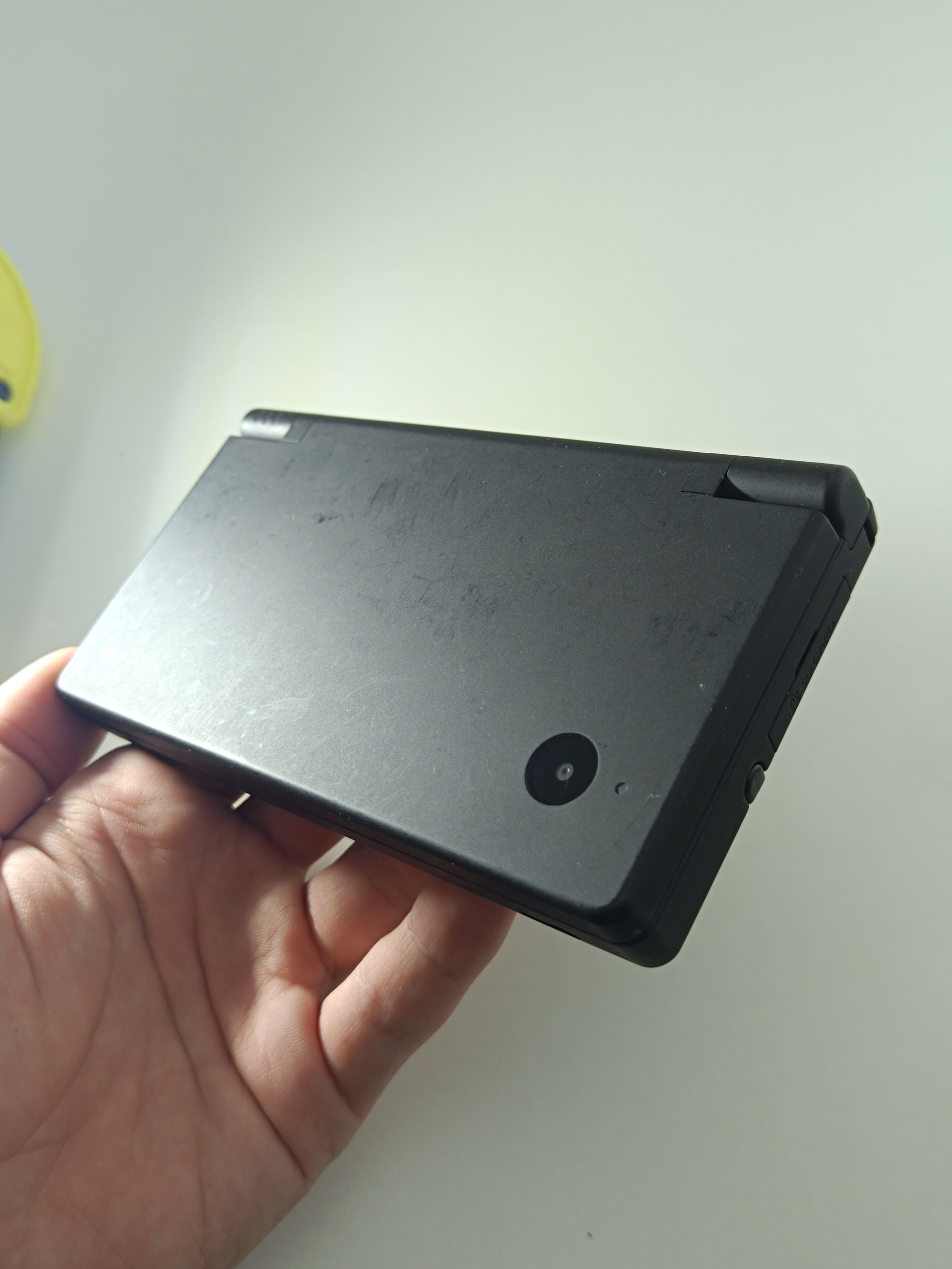 Nintendo DSi Konsole - schwarz - inkl. Originalverpackung & Ladegerät