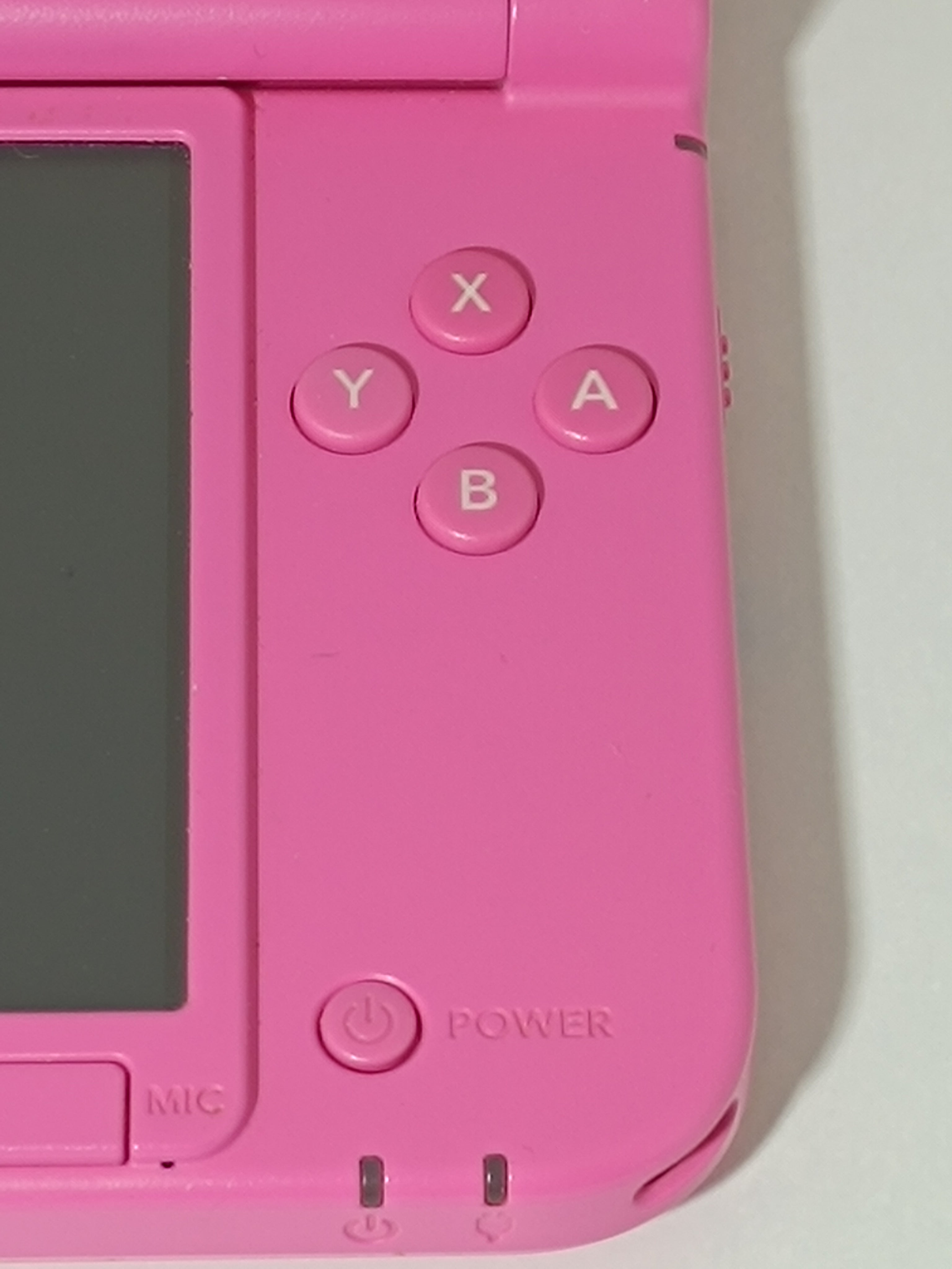 Nintendo 3DS XL - PINK - mit mehreren Spielen auf der Konsole