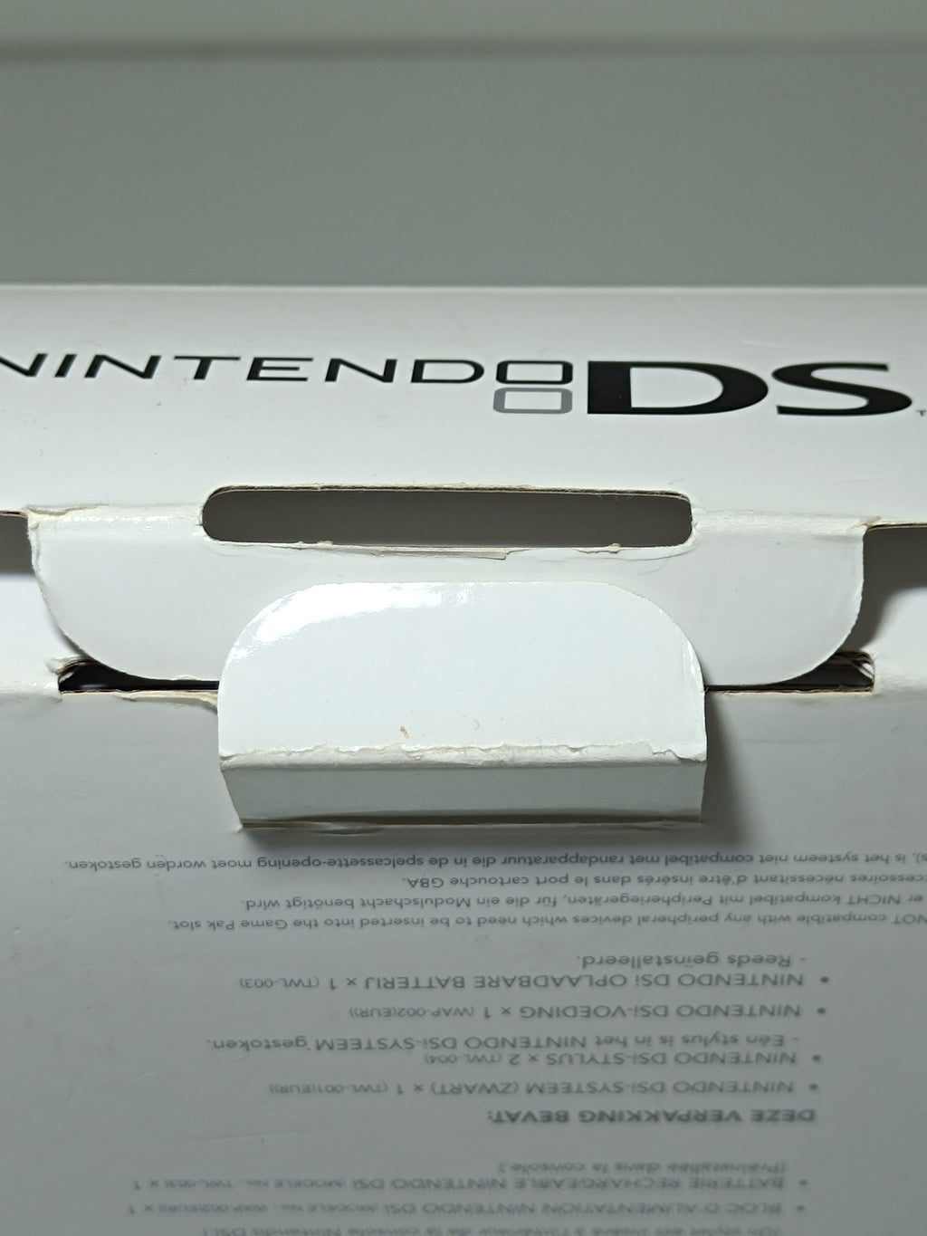 Nintendo DSi Konsole - schwarz - inkl. Originalverpackung & Ladegerät