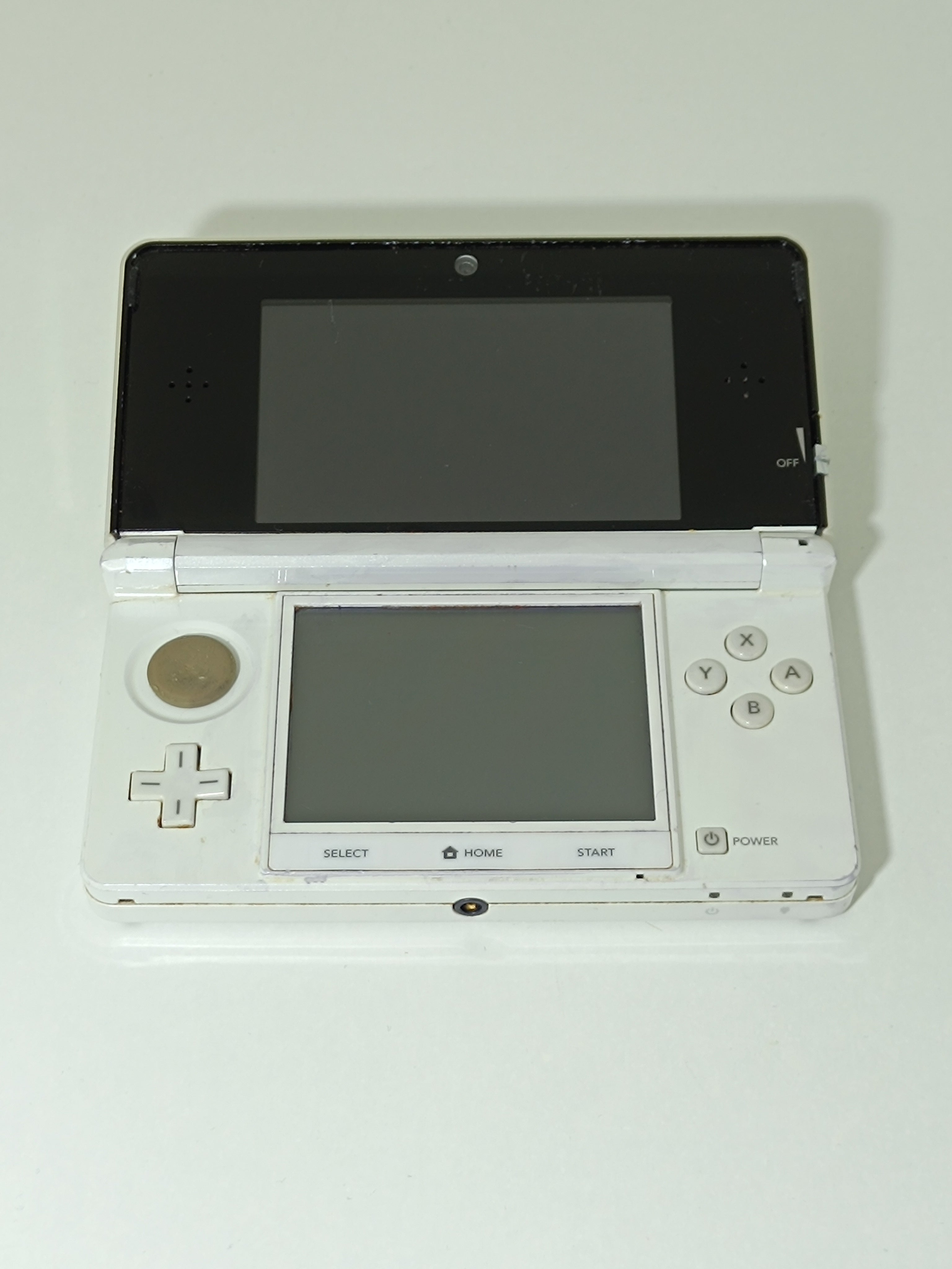 Nintendo 3DS - weiß - inkl. Ladegerät