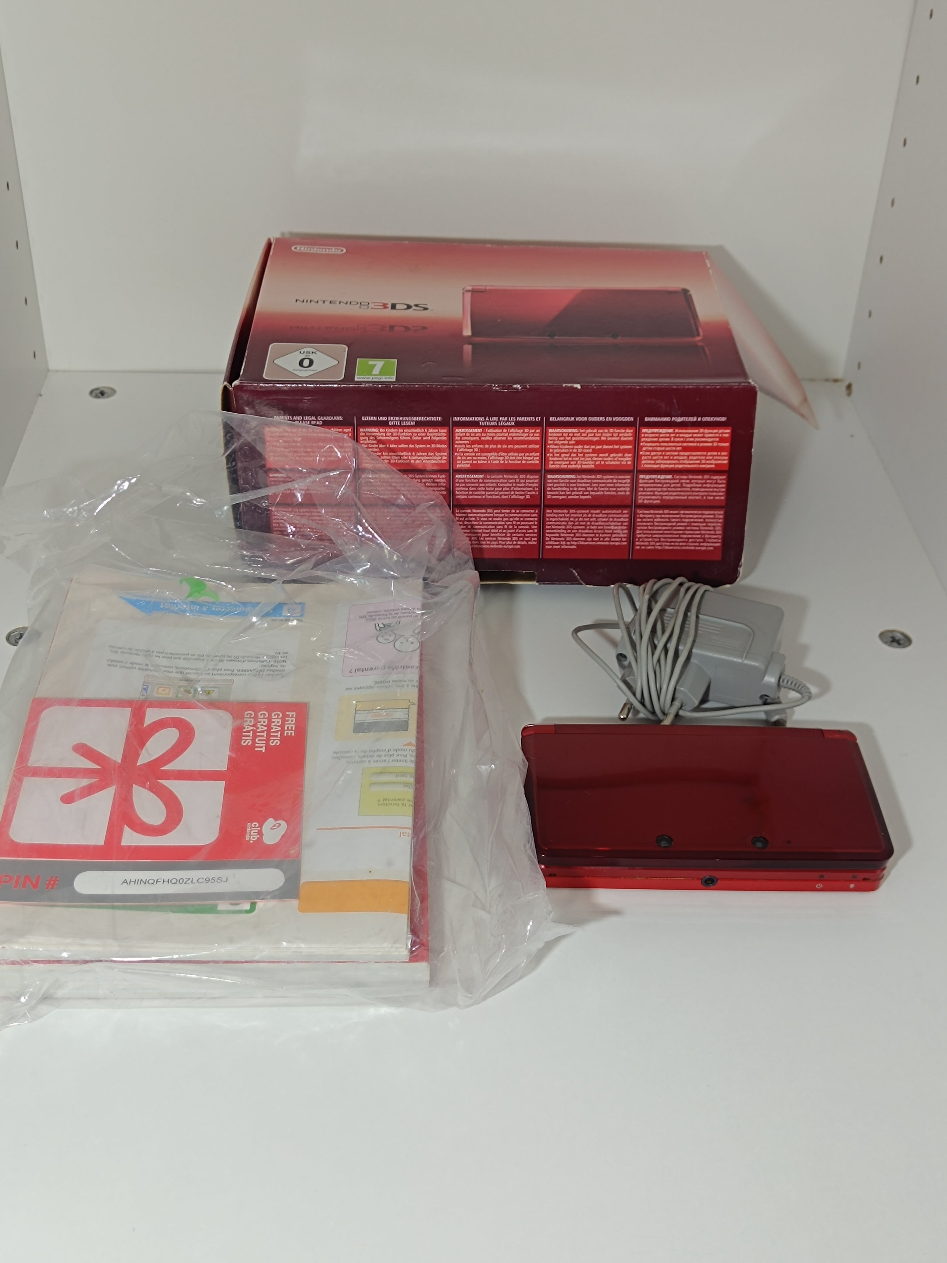 Nintendo 3DS Konsole - Rot inkl. Originalverpackung