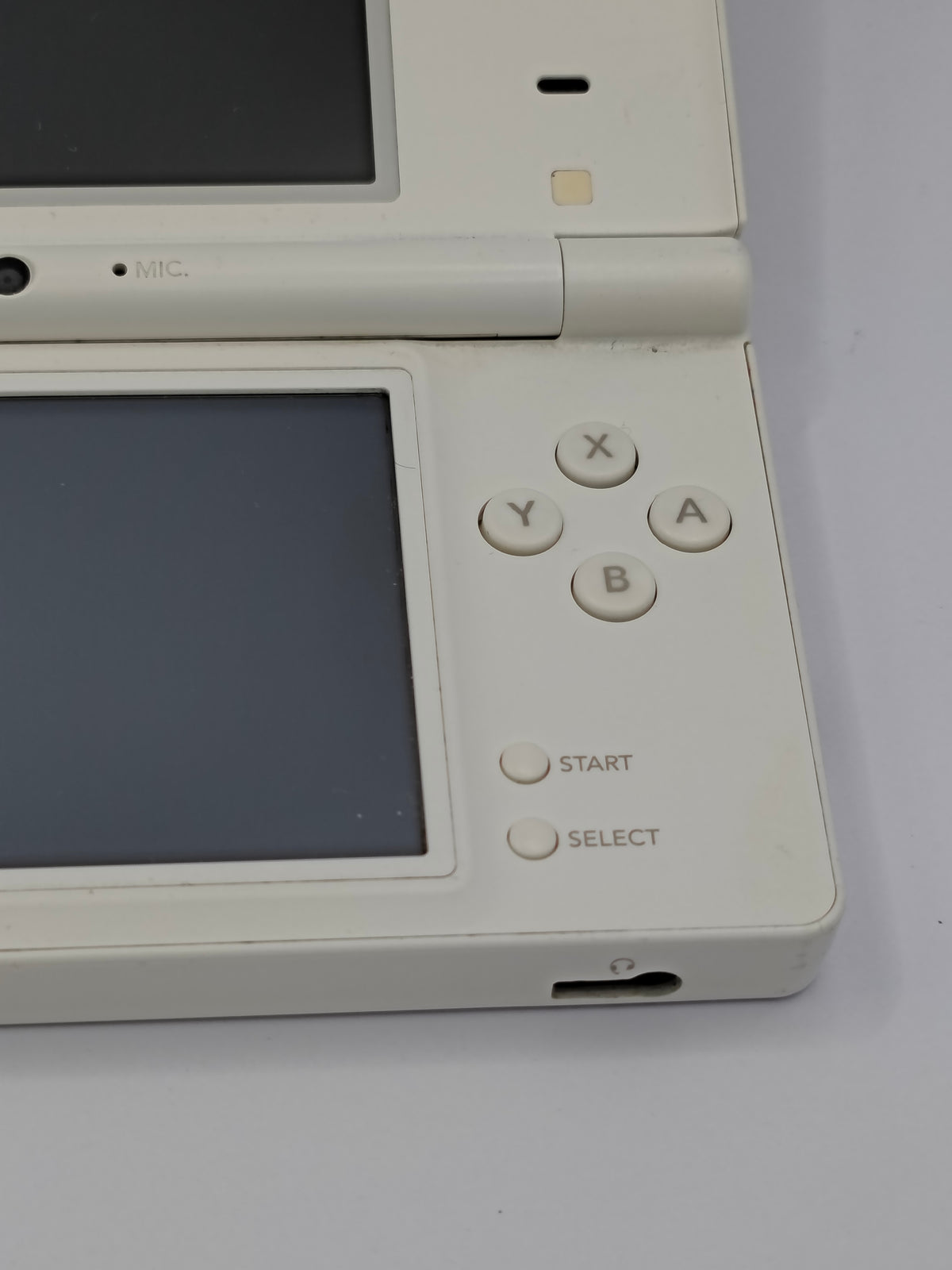 Nintendo DSi Konsole - Pokemon Reshiram Design