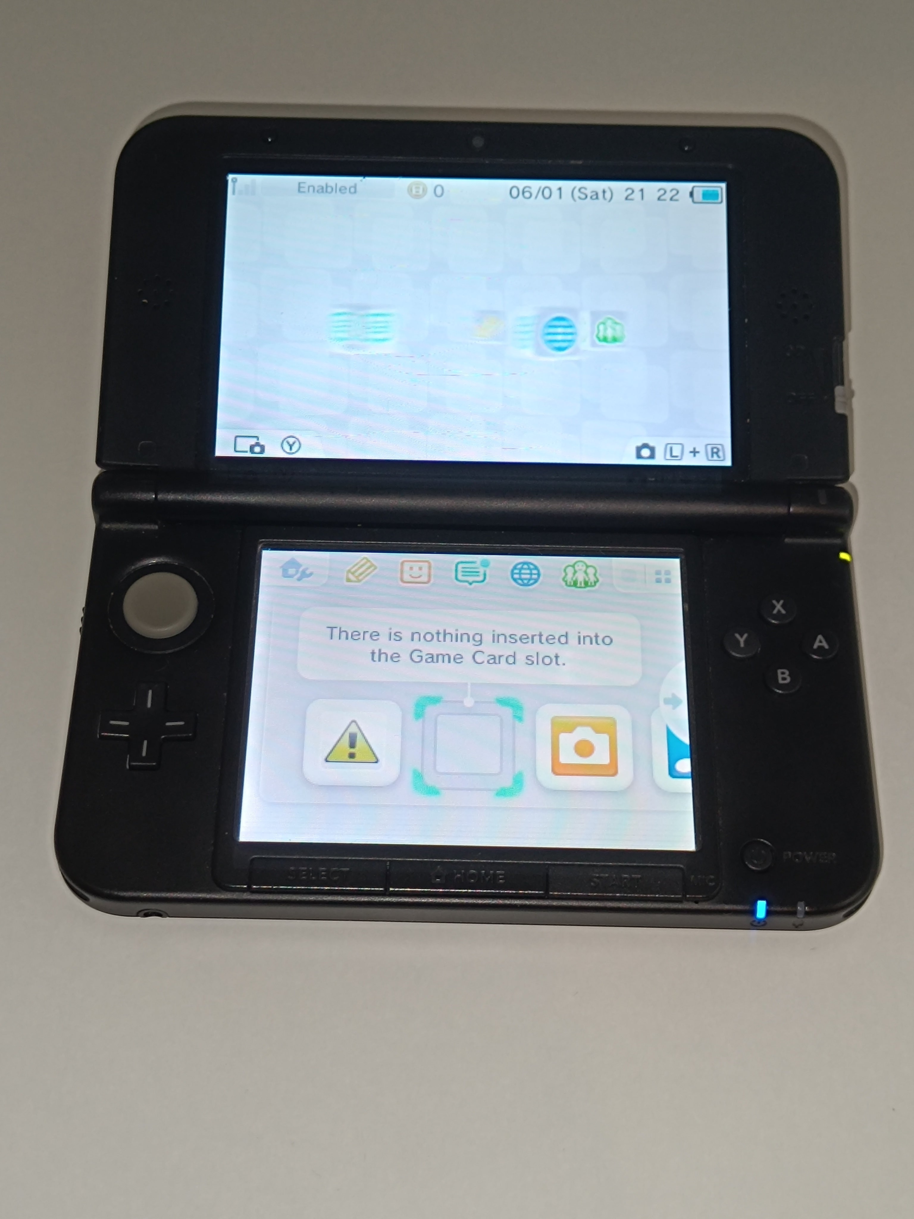 Nintendo 3DS XL Konsole - SCHWARZ - gebraucht