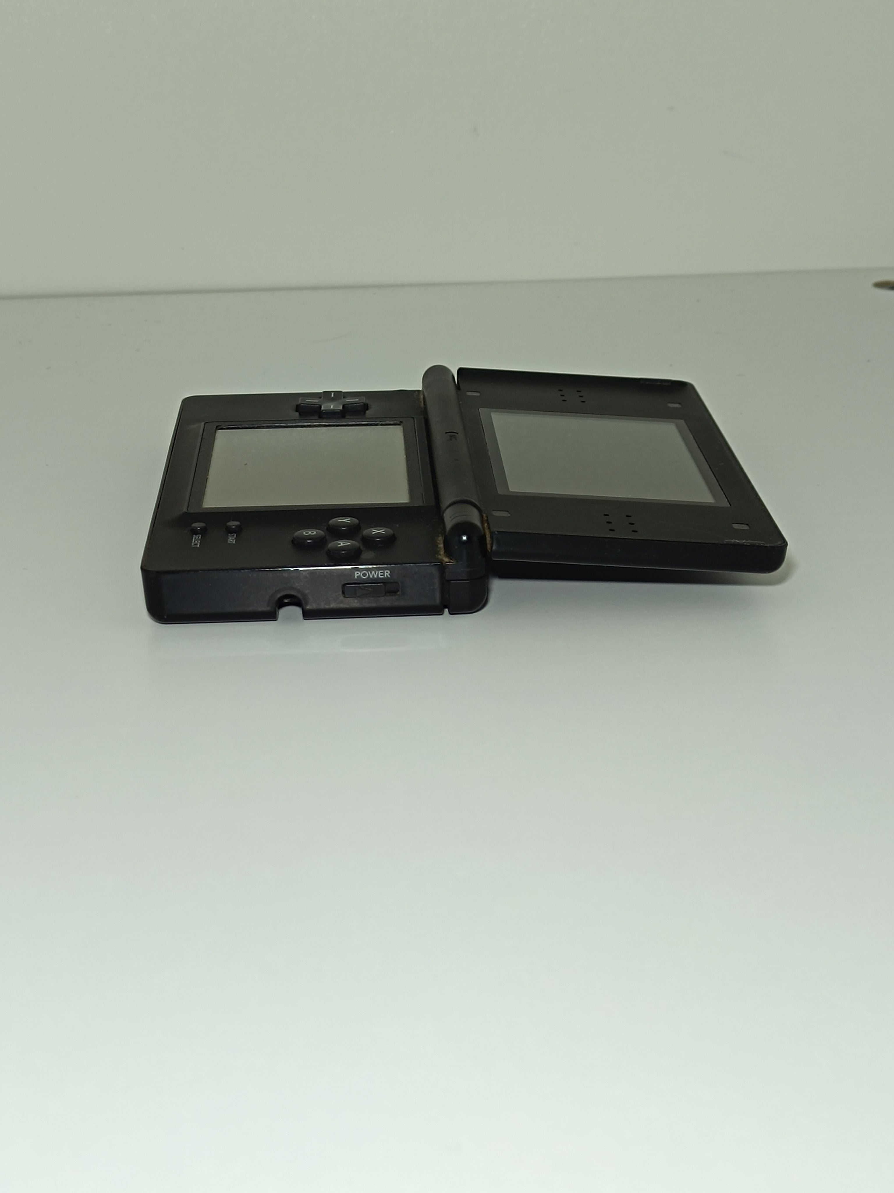 Nintendo DS Lite - Halbdefekt - inkl. Ladegerät