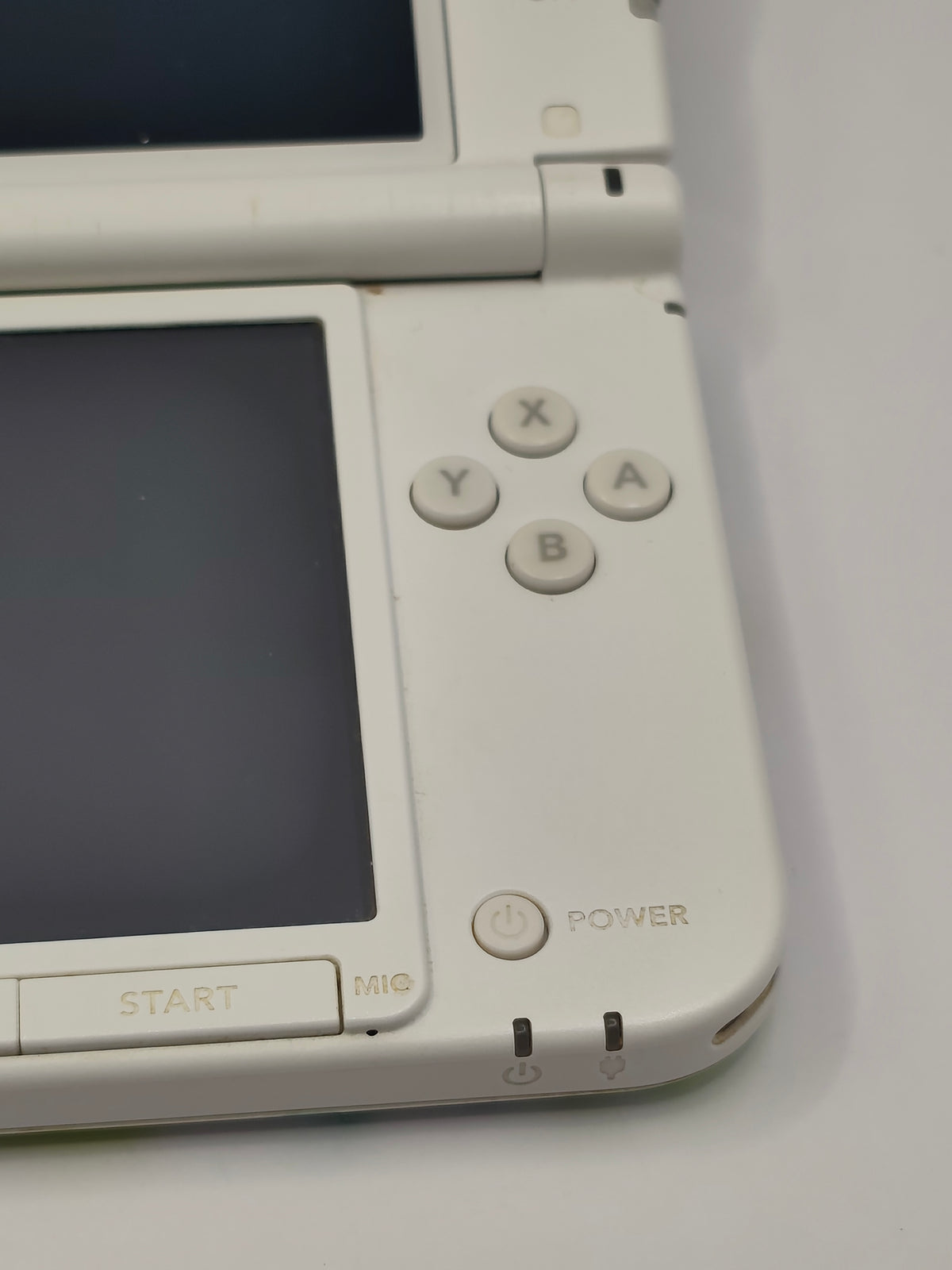 Nintendo 3DS XL - Special Luigi Edition