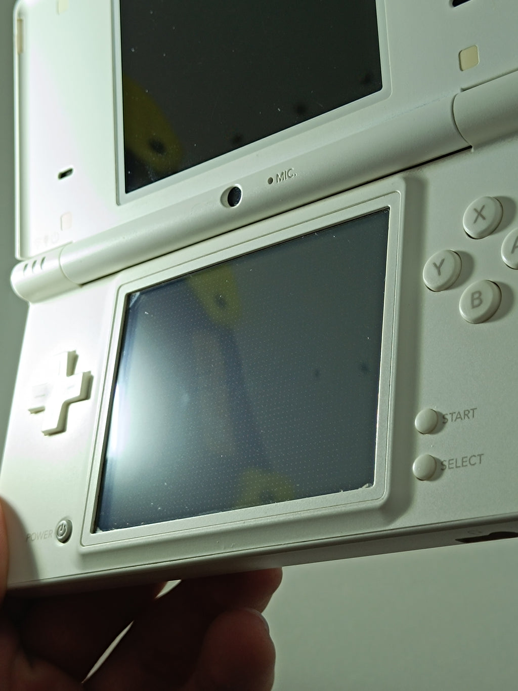 Nintendo DSi Konsole - Pokemon Reshiram Design