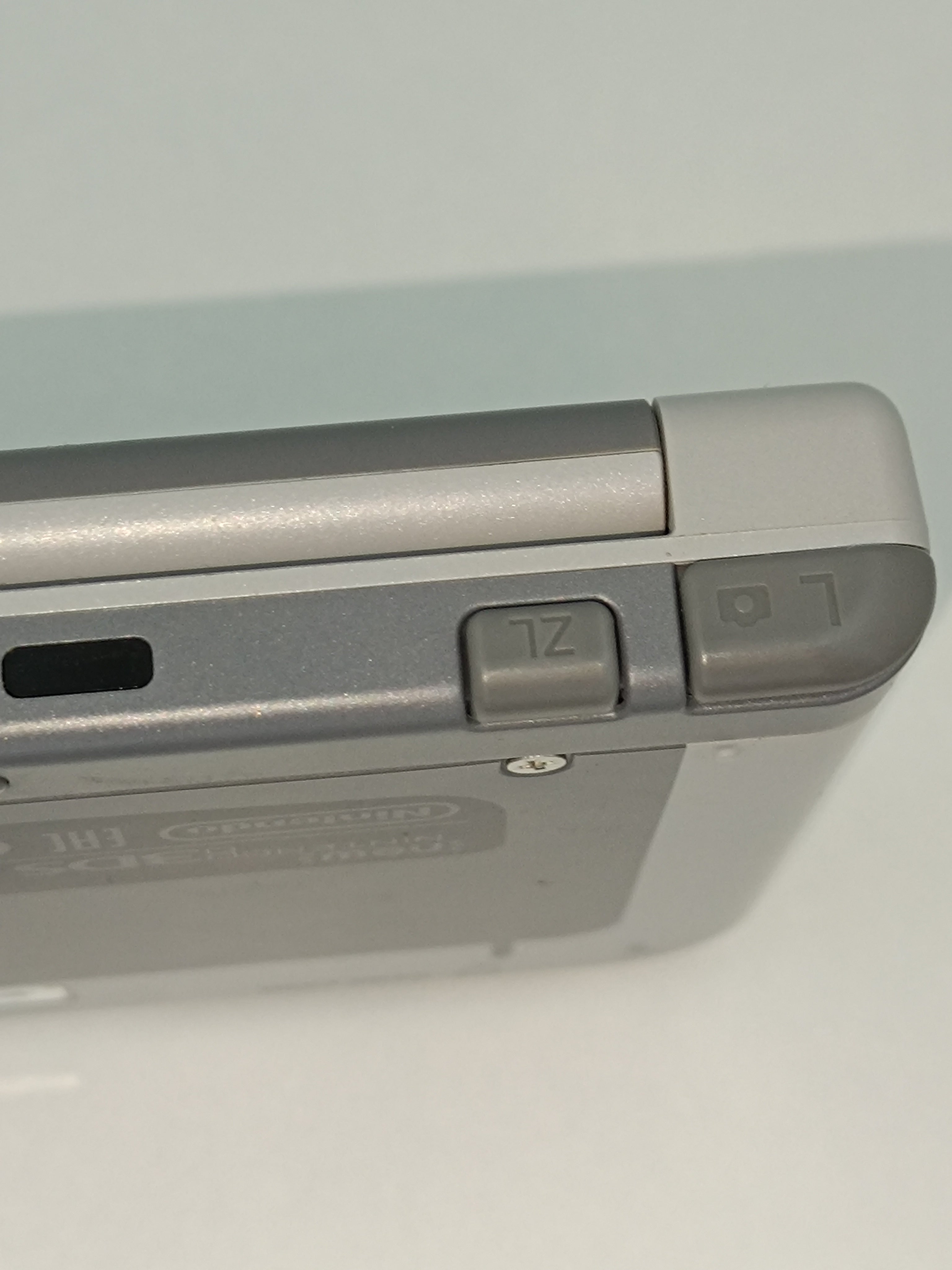 New Nintendo 3DS XL - SNES Edition inkl. Verpackung & Ladegerät
