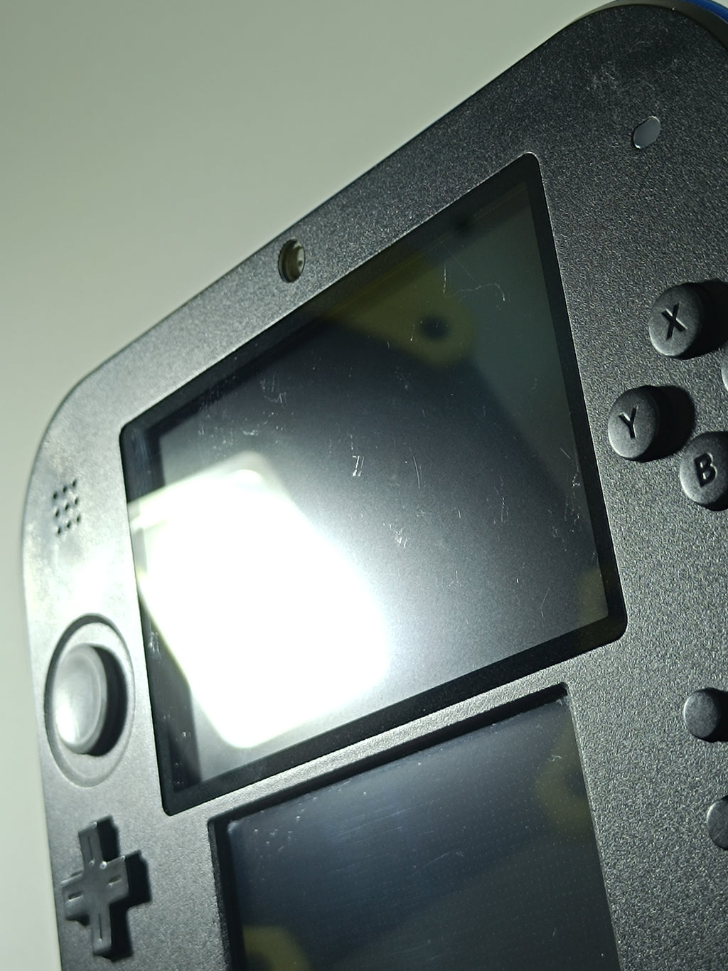 Nintendo 2DS Konsole - Blau / Schwarz