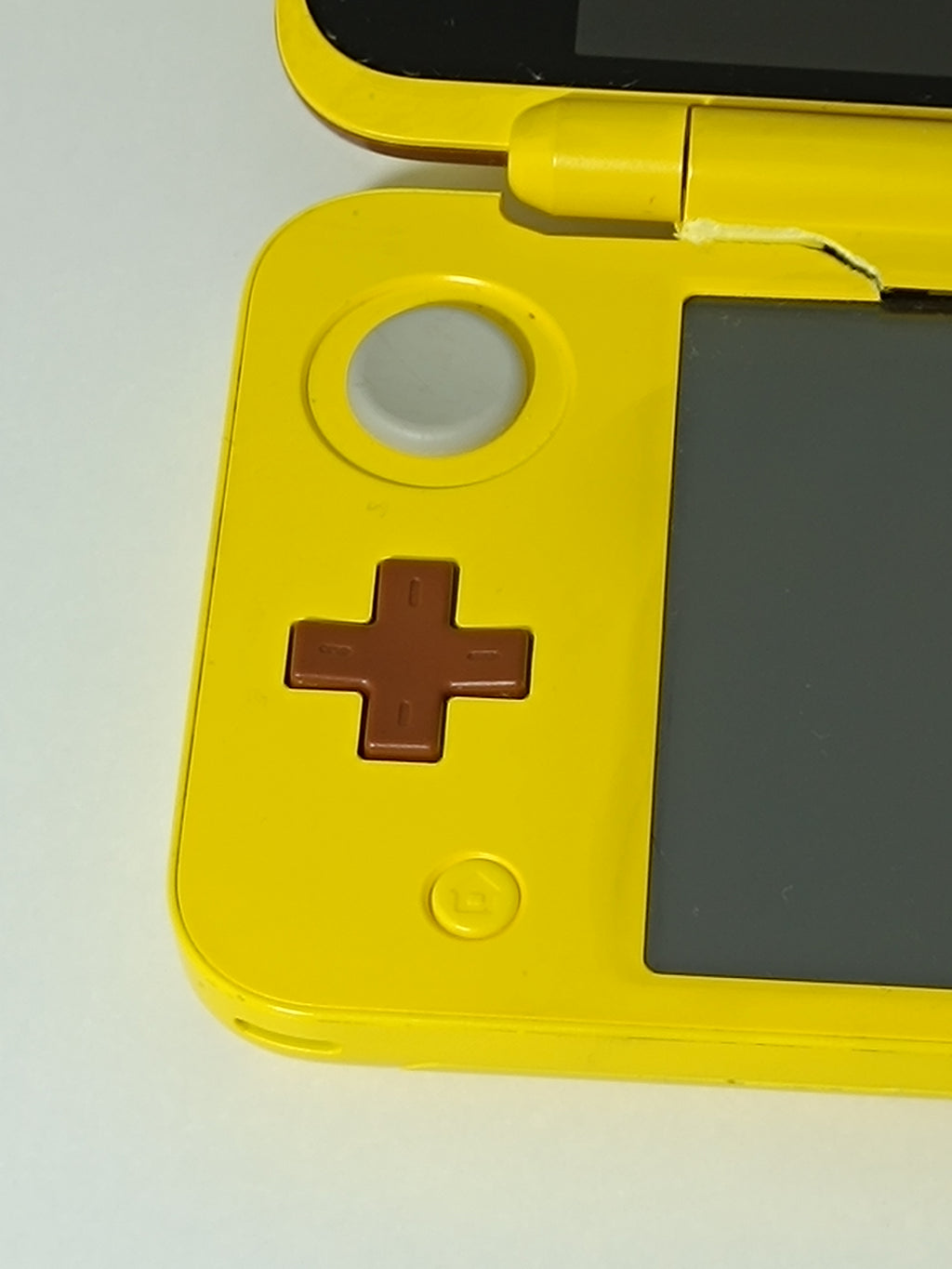 New Nintendo 2DS XL Pikachu Pokemon Edition - mit Bruch | Rarität